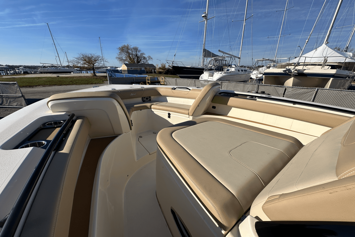 2023 Scout 305 LXF Image Thumbnail #25