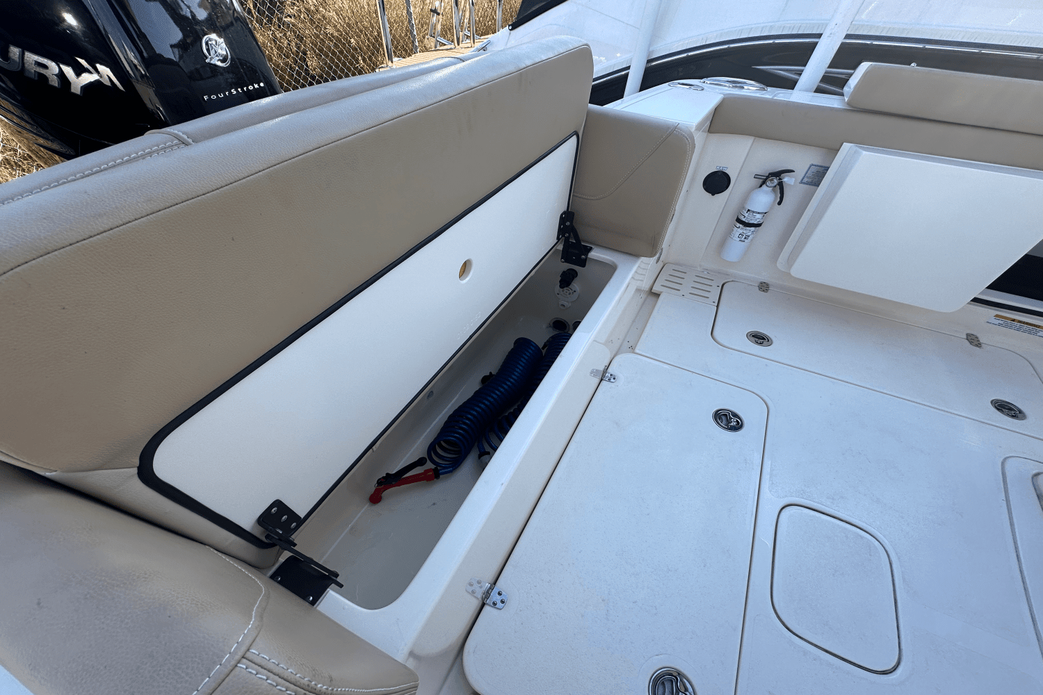 2023 Scout 305 LXF Image Thumbnail #8