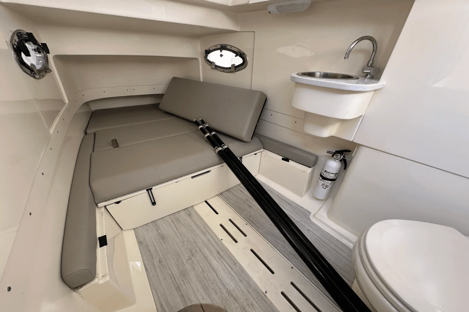 2023 Scout 305 LXF Image Thumbnail #24