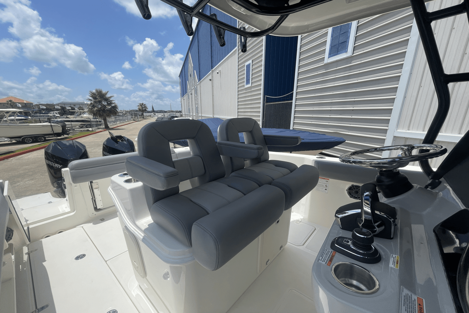 2024 Boston Whaler 280 Outrage Image Thumbnail #13