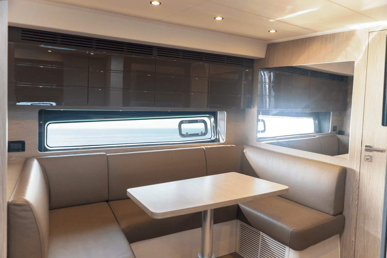 2022 Azimut Atlantis 45 Image Thumbnail #20