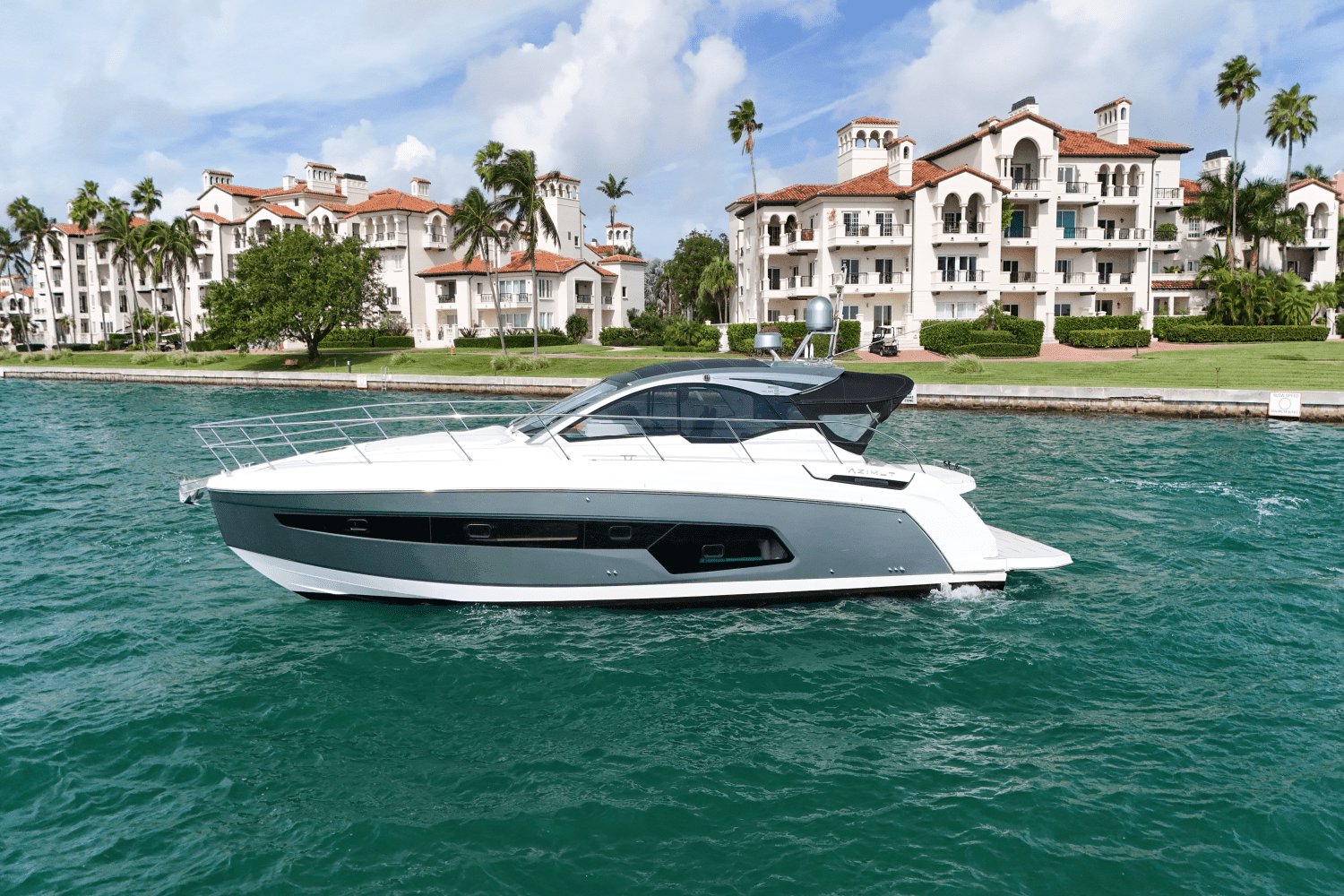 2022 Azimut Atlantis 45 Image Thumbnail #2