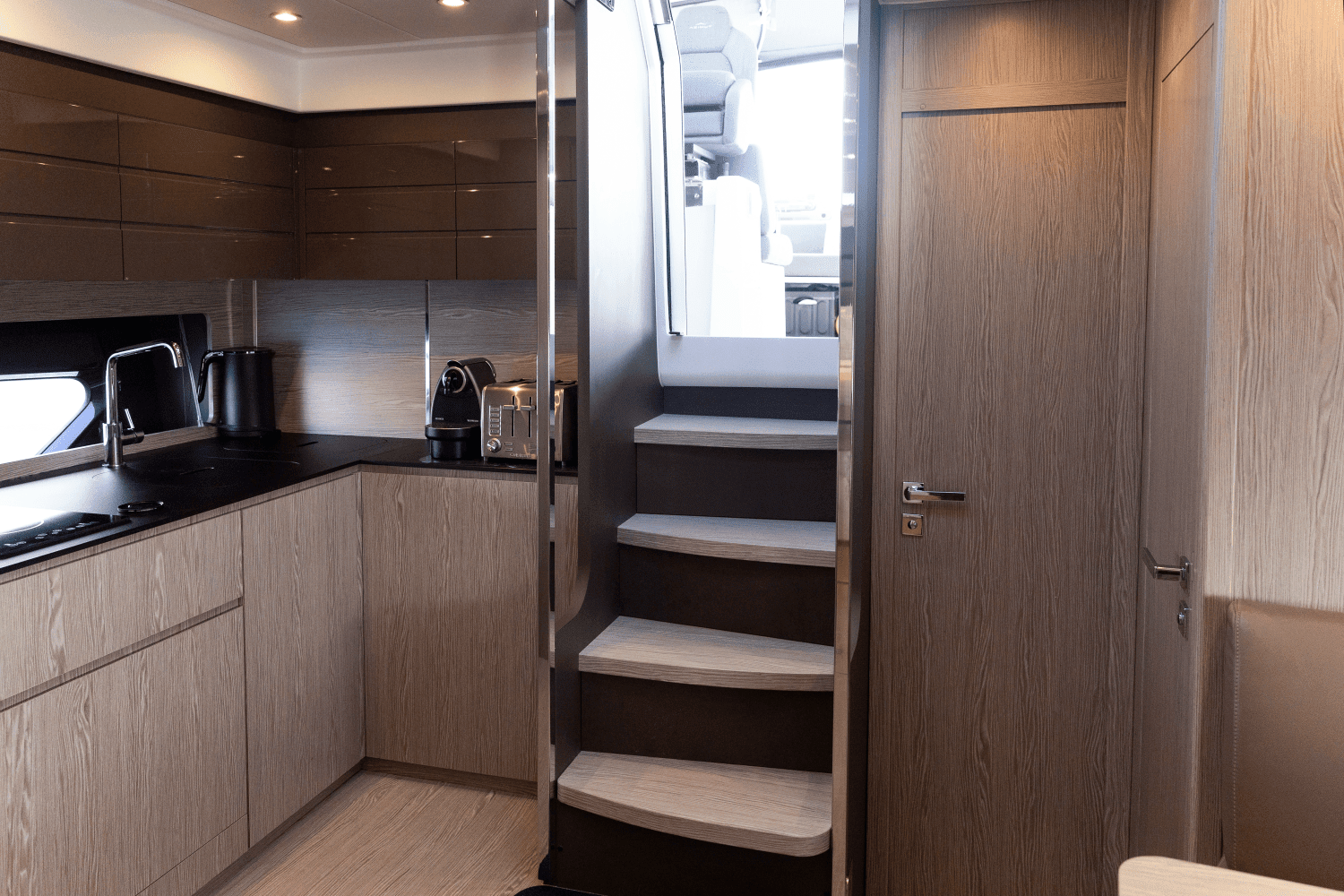 2022 Azimut Atlantis 45 Image Thumbnail #17