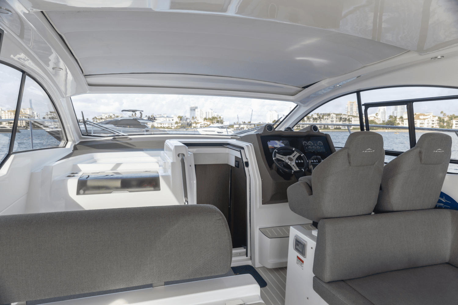 2022 Azimut Atlantis 45 Image Thumbnail #14