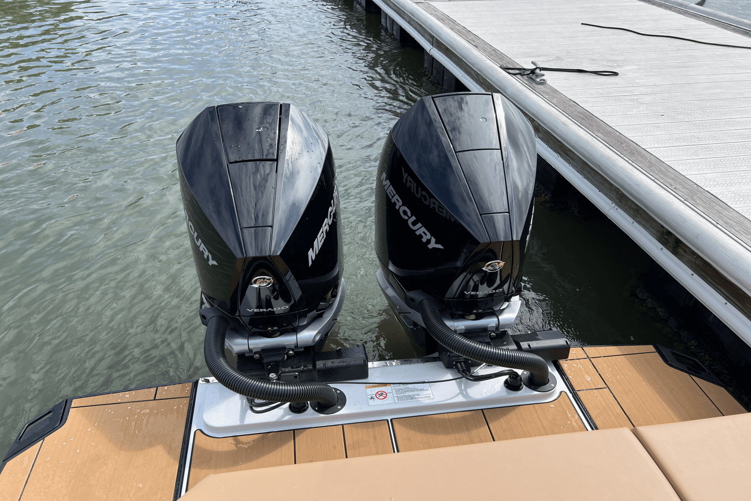 2025 Aviara AV28 Outboard Image Thumbnail #6