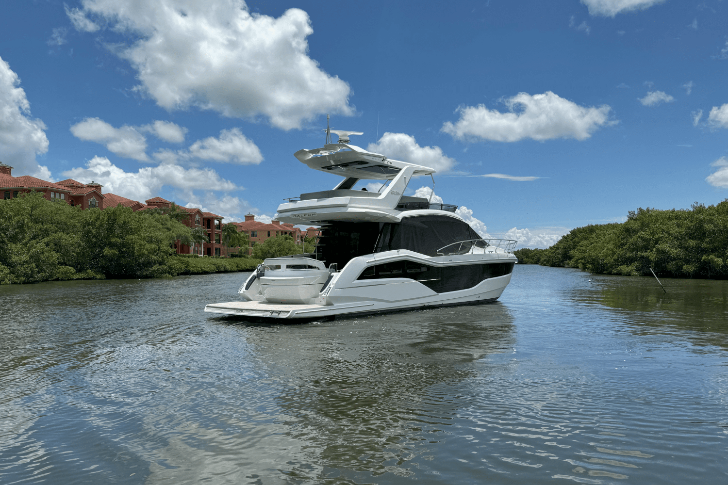 2024 Galeon 500 FLY Image Thumbnail #13