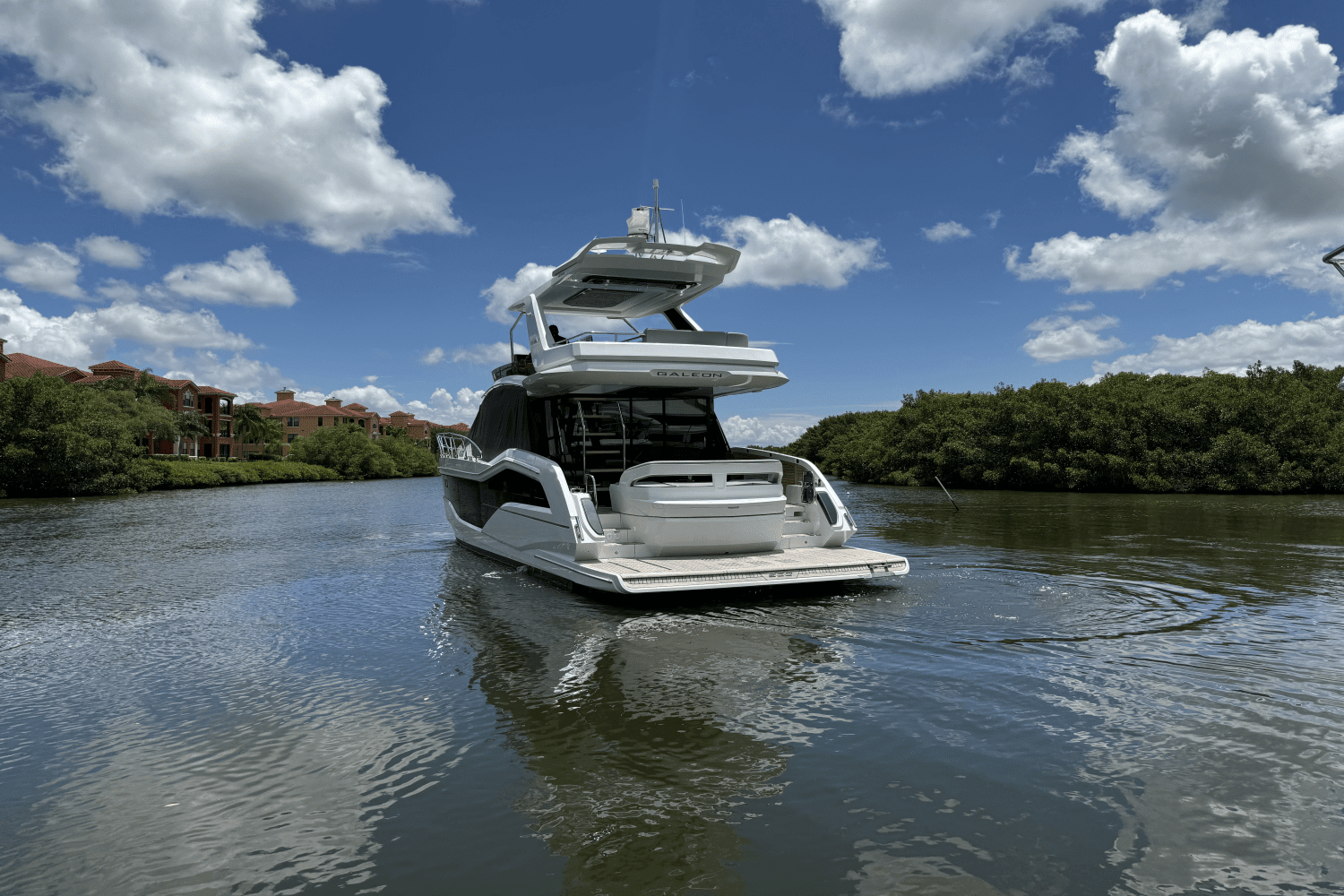 2024 Galeon 500 FLY Image Thumbnail #11