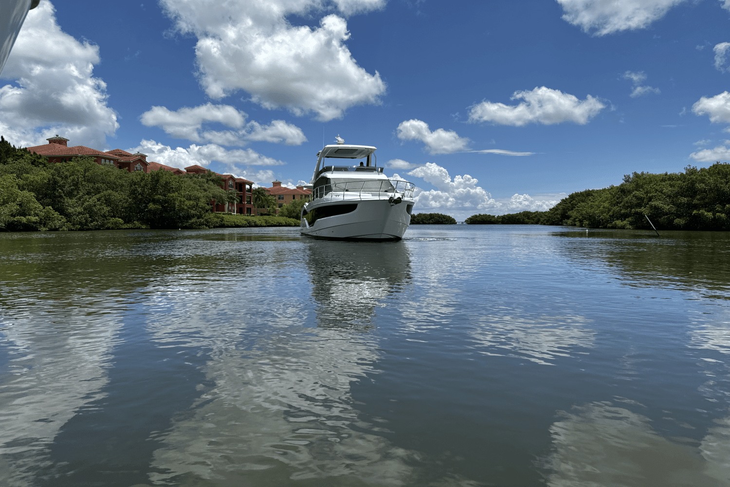 2024 Galeon 500 FLY Image Thumbnail #7