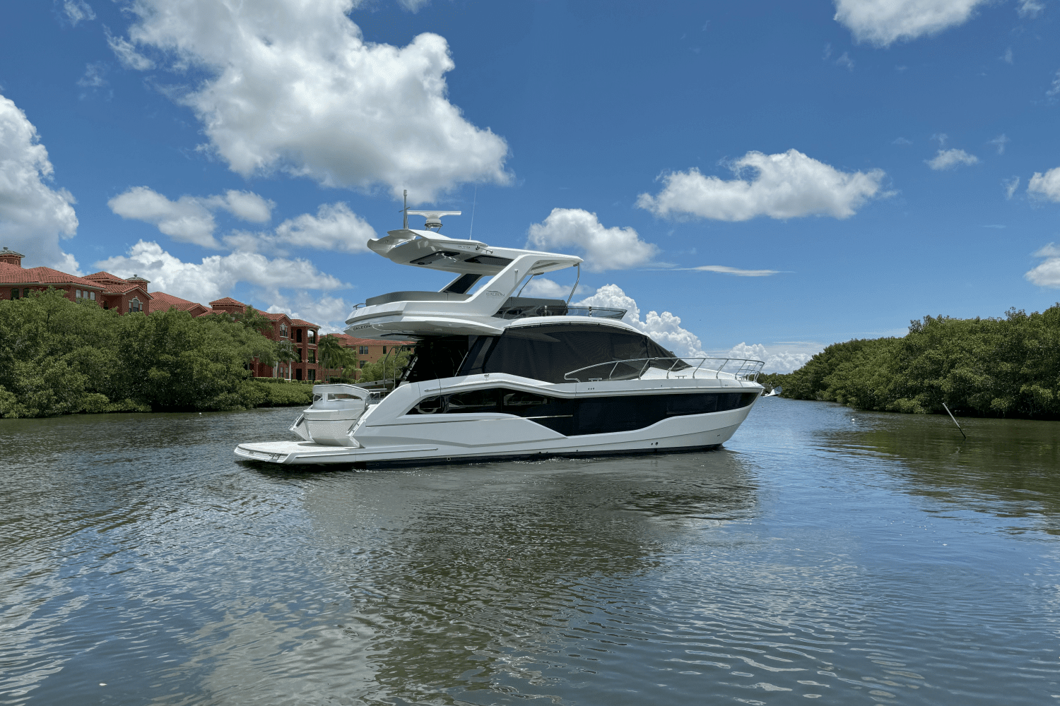 2024 Galeon 500 FLY Image Thumbnail #14