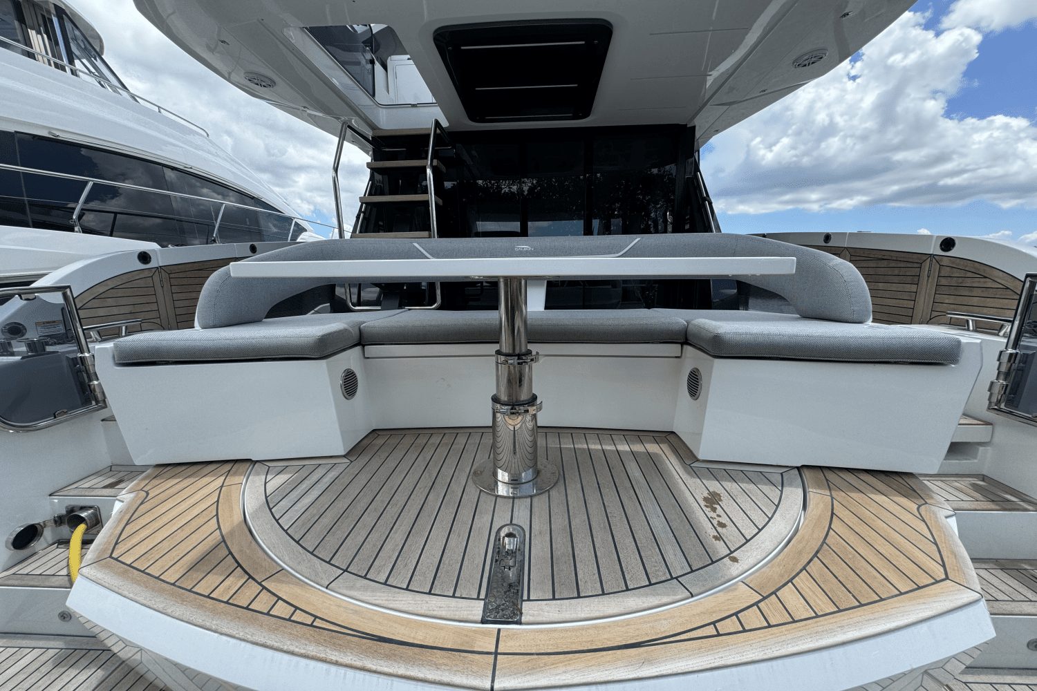 2024 Galeon 500 FLY Image Thumbnail #18