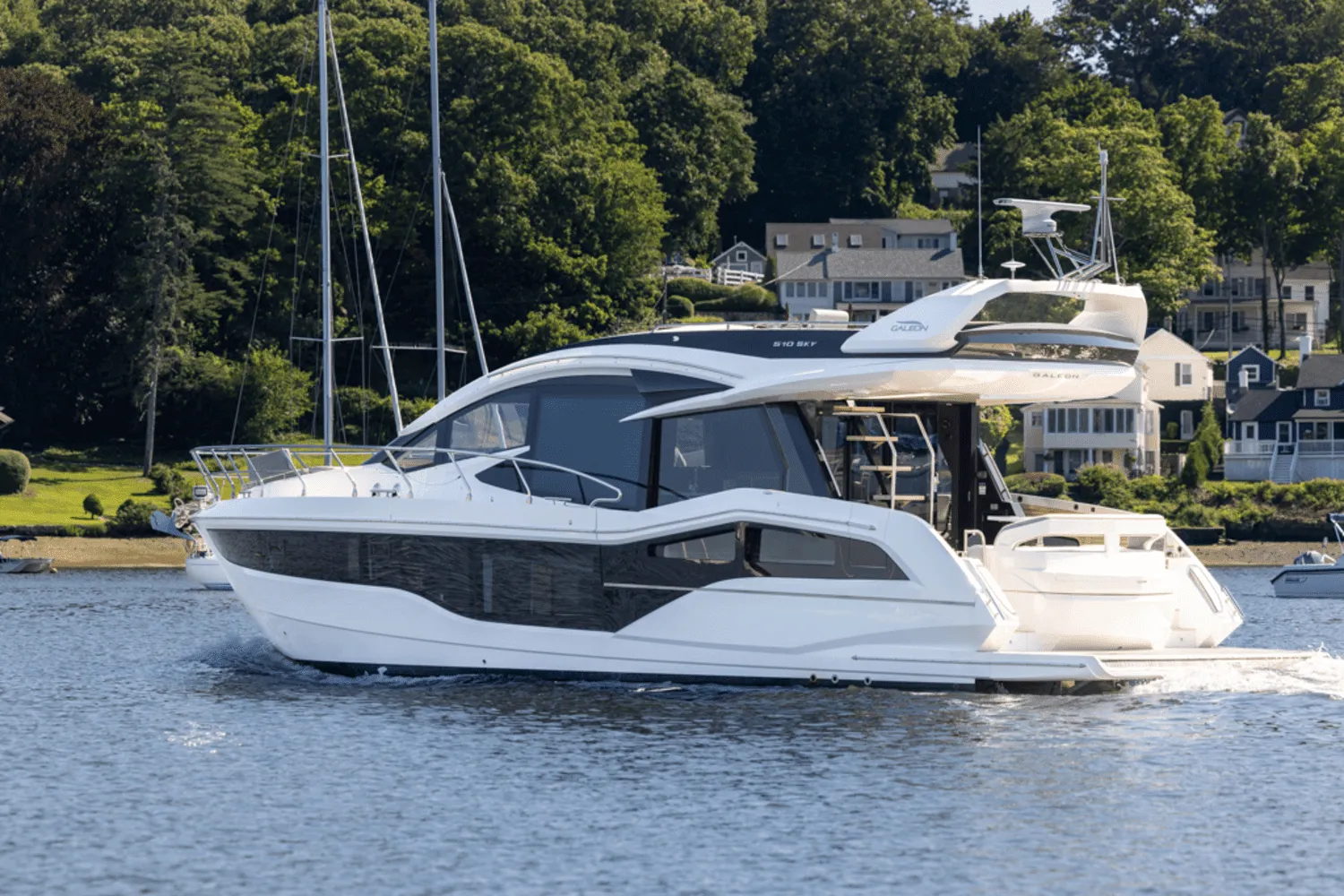 2025 Galeon 510 SKY Image Thumbnail #1