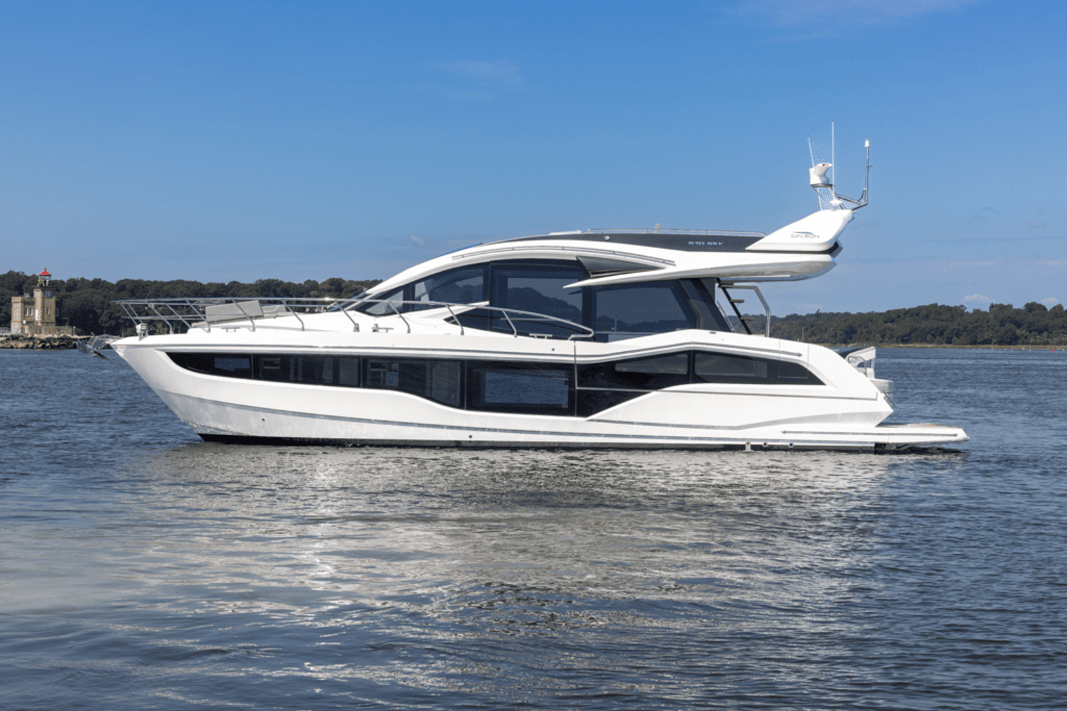 Thumbnail 3 for 2025 Galeon 510 SKY