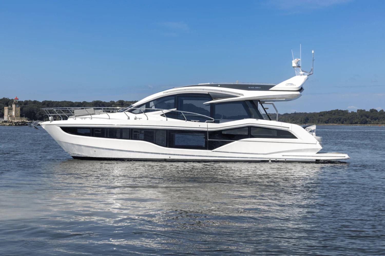 2025 Galeon 510 SKY Image Thumbnail #2