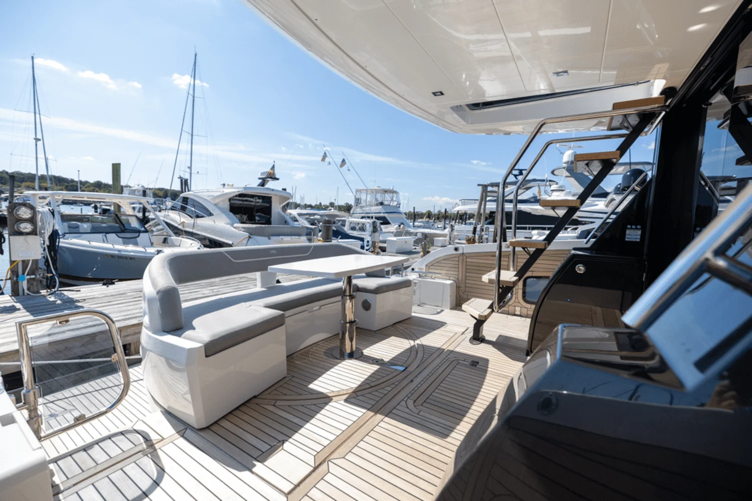 2025 Galeon 510 SKY Image Thumbnail #17