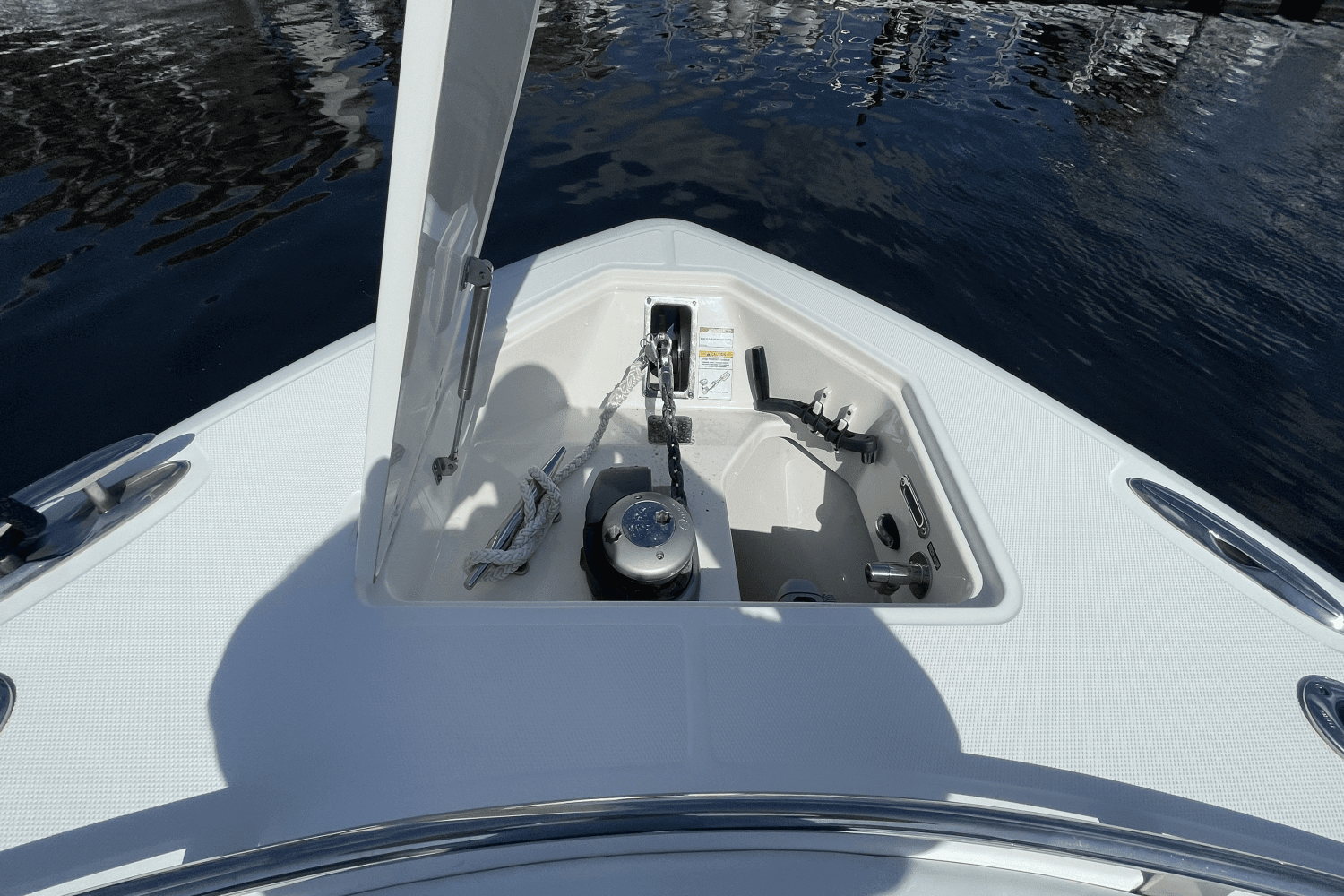 2021 Boston Whaler 350 REALM Image Thumbnail #5