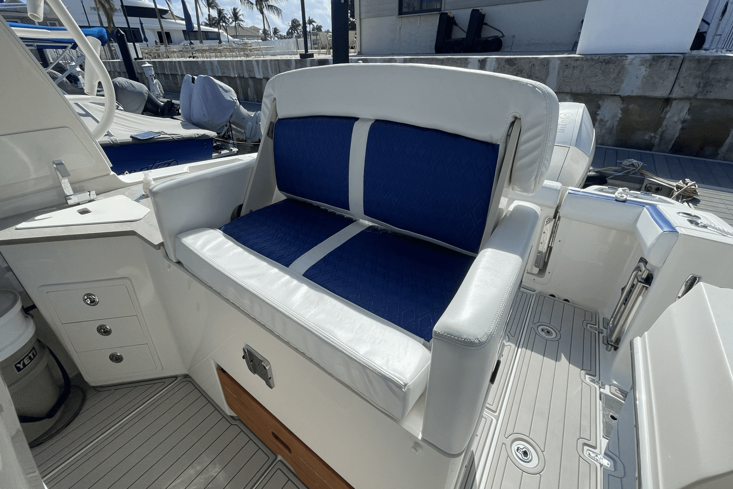 2021 Boston Whaler 350 REALM Image Thumbnail #14