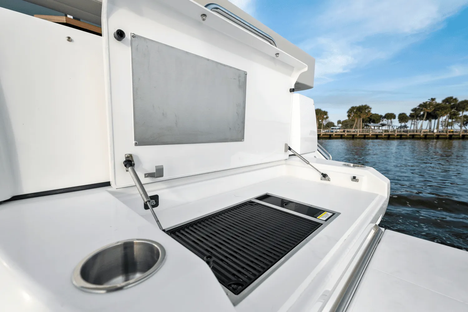 2024 Cruisers Yachts 50 Cantius Image Thumbnail #31