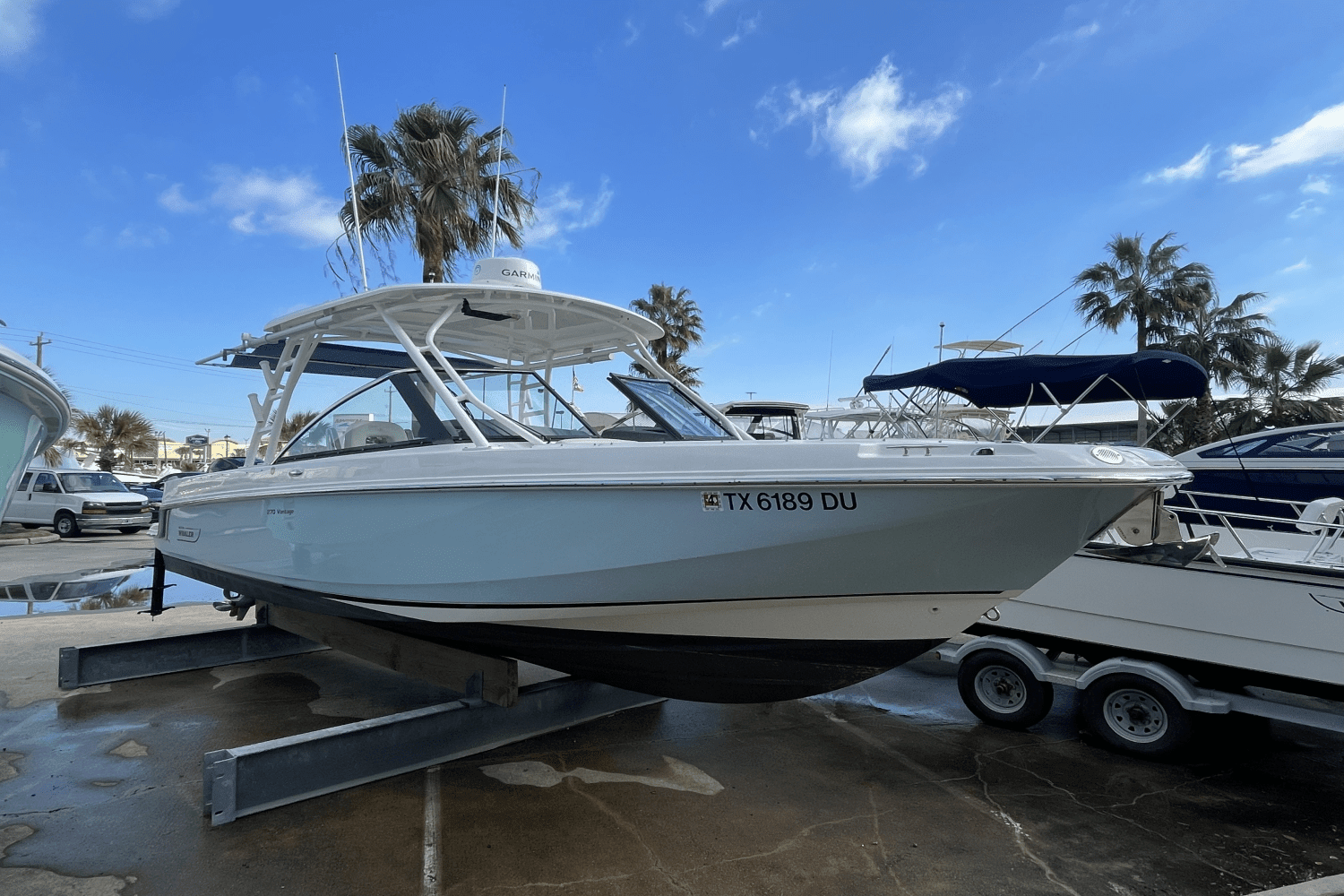 2018 Boston Whaler 270 VANTAGE Image Thumbnail #1