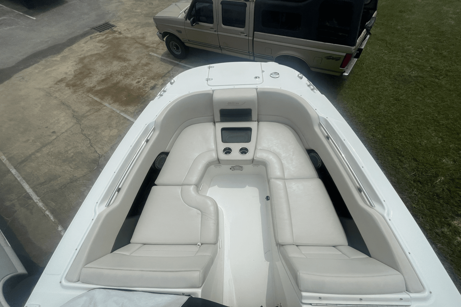 2018 Boston Whaler 270 VANTAGE Image Thumbnail #10