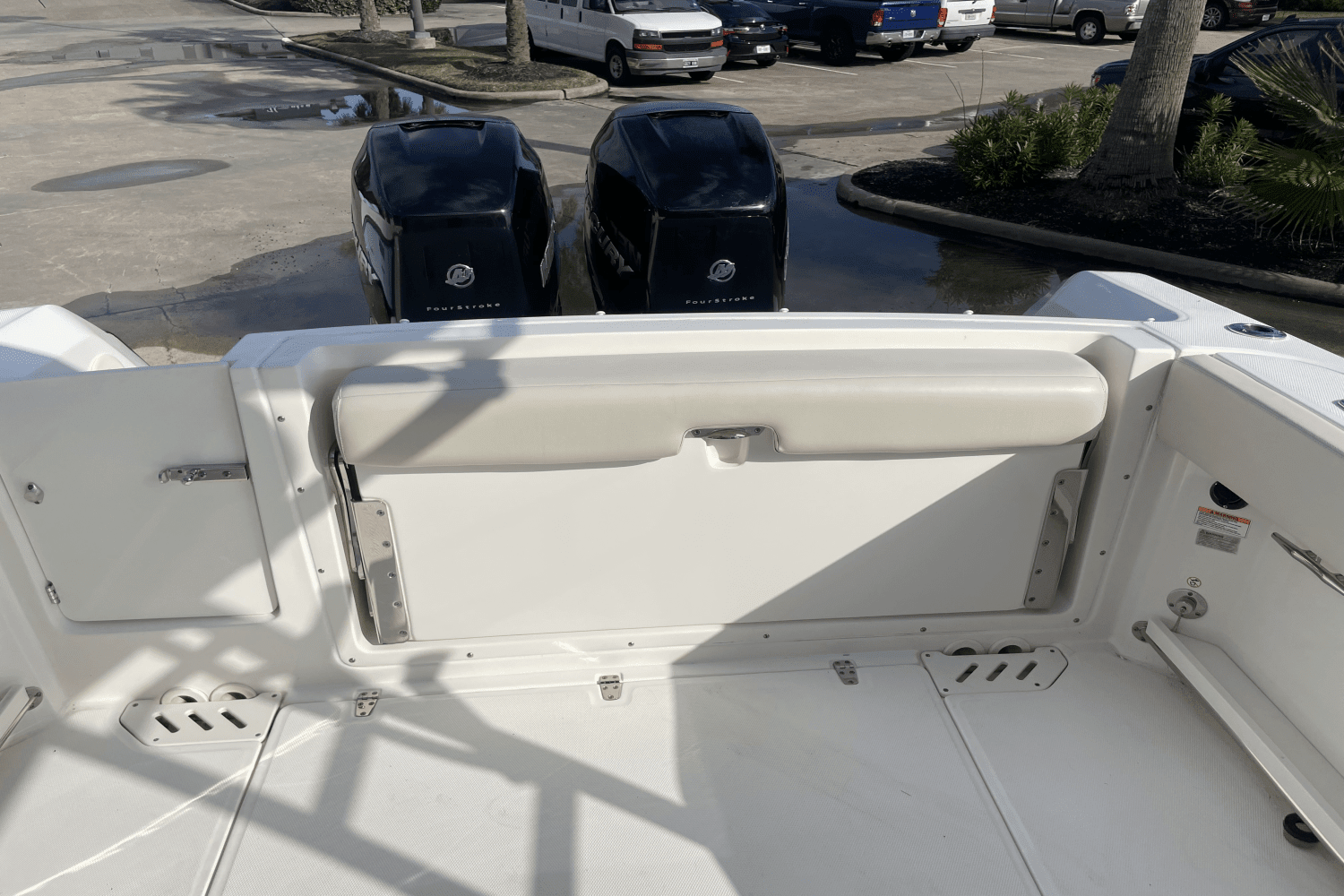 2018 Boston Whaler 270 VANTAGE Image Thumbnail #23