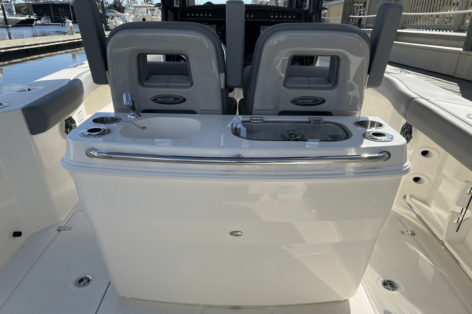 2024 Boston Whaler 280 Outrage Image Thumbnail #8