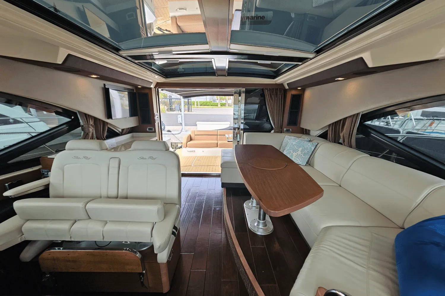 2016 Sea Ray 510 SUNDANCER Image Thumbnail #34