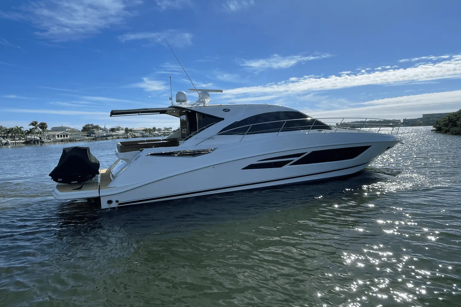 2016 Sea Ray 510 SUNDANCER Image Thumbnail #1