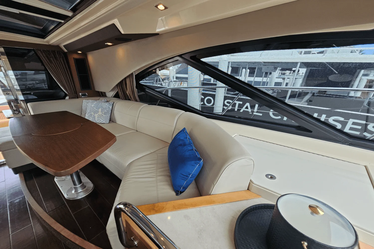 2016 Sea Ray 510 SUNDANCER Image Thumbnail #35