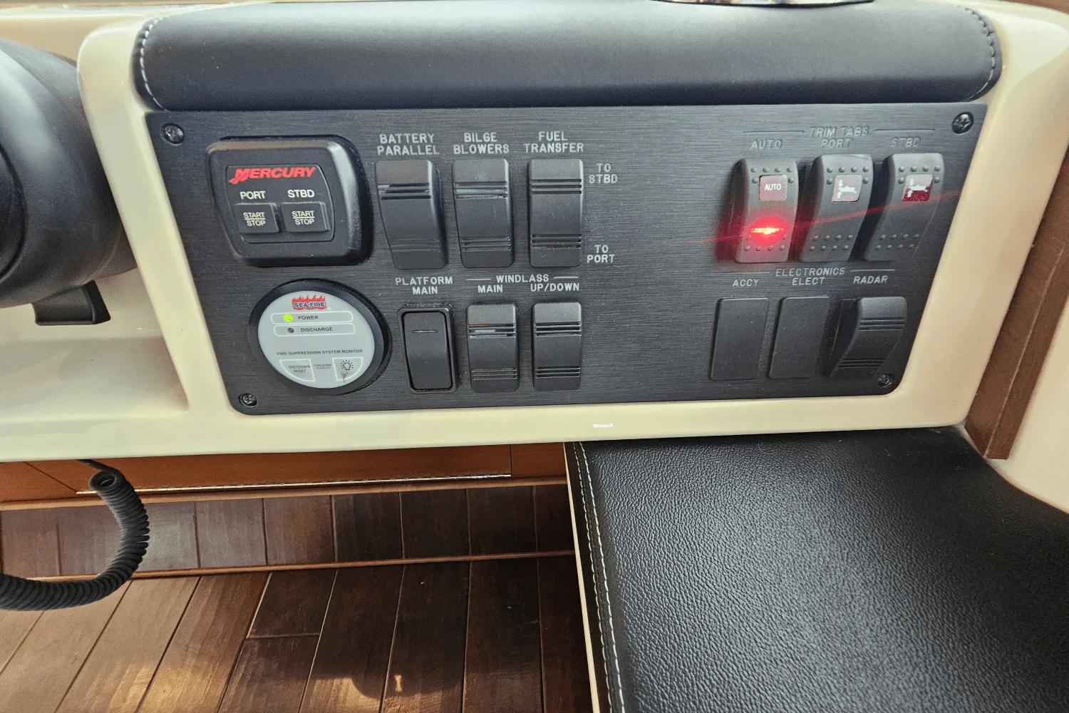 2016 Sea Ray 510 SUNDANCER Image Thumbnail #33