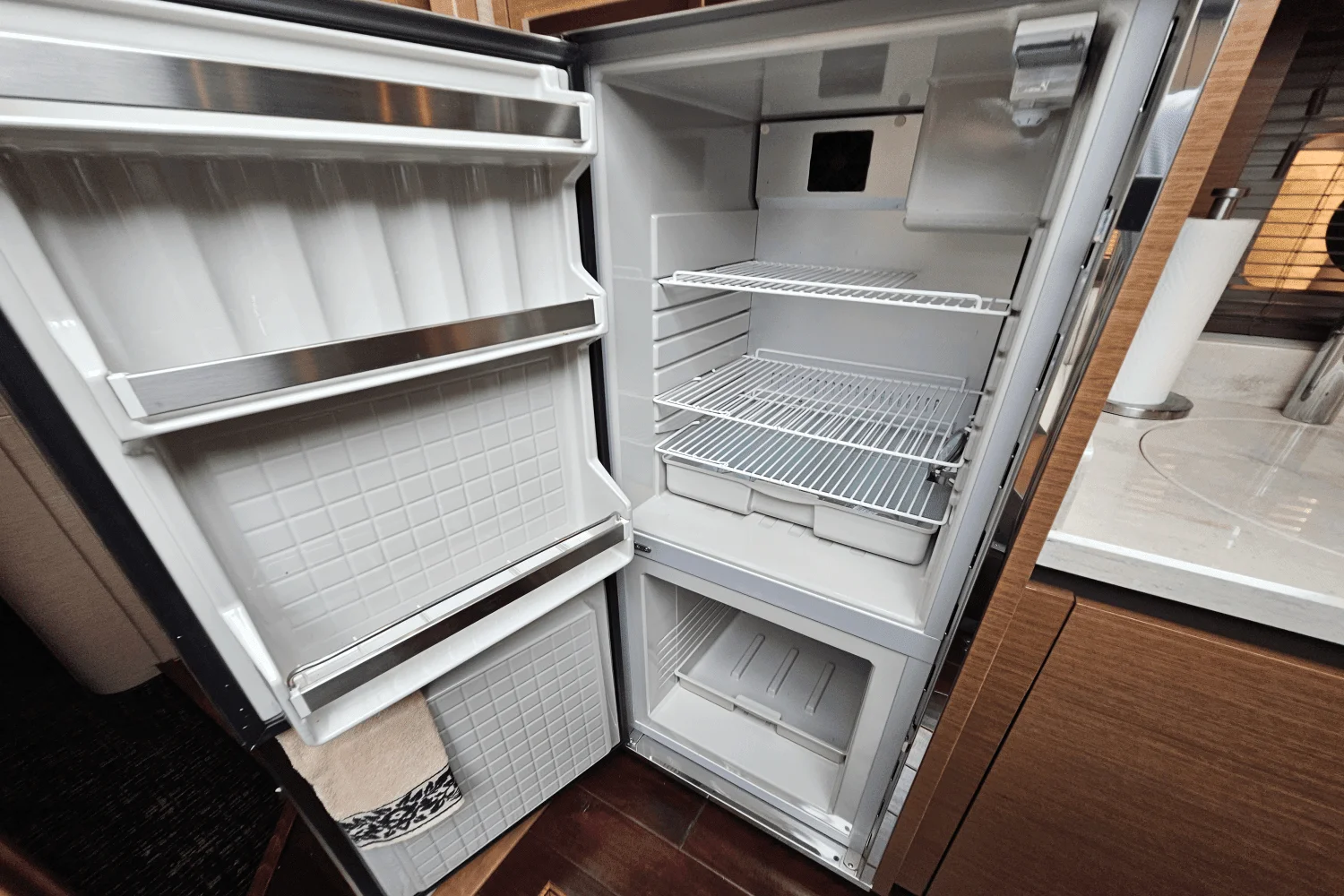 2016 Sea Ray 510 SUNDANCER Image Thumbnail #46