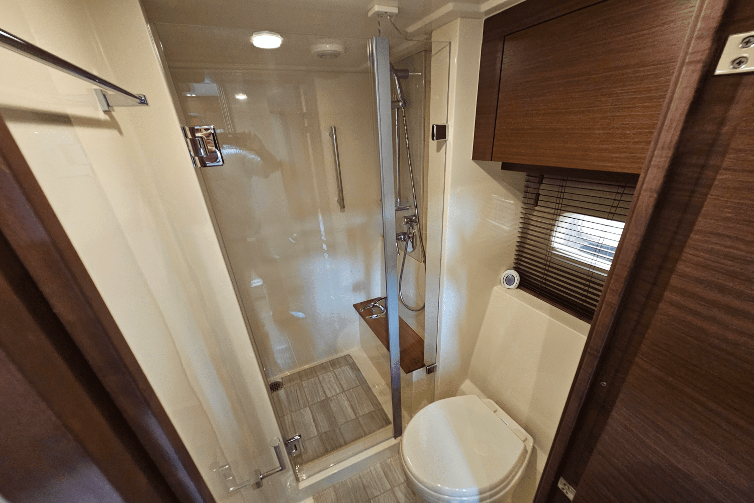 2016 Sea Ray
                                                             510 SUNDANCER Image Thumbnail #55