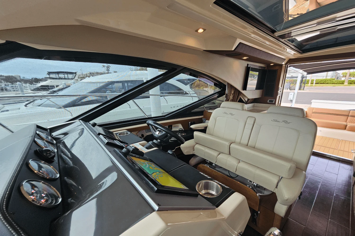 2016 Sea Ray 510 SUNDANCER Image Thumbnail #36