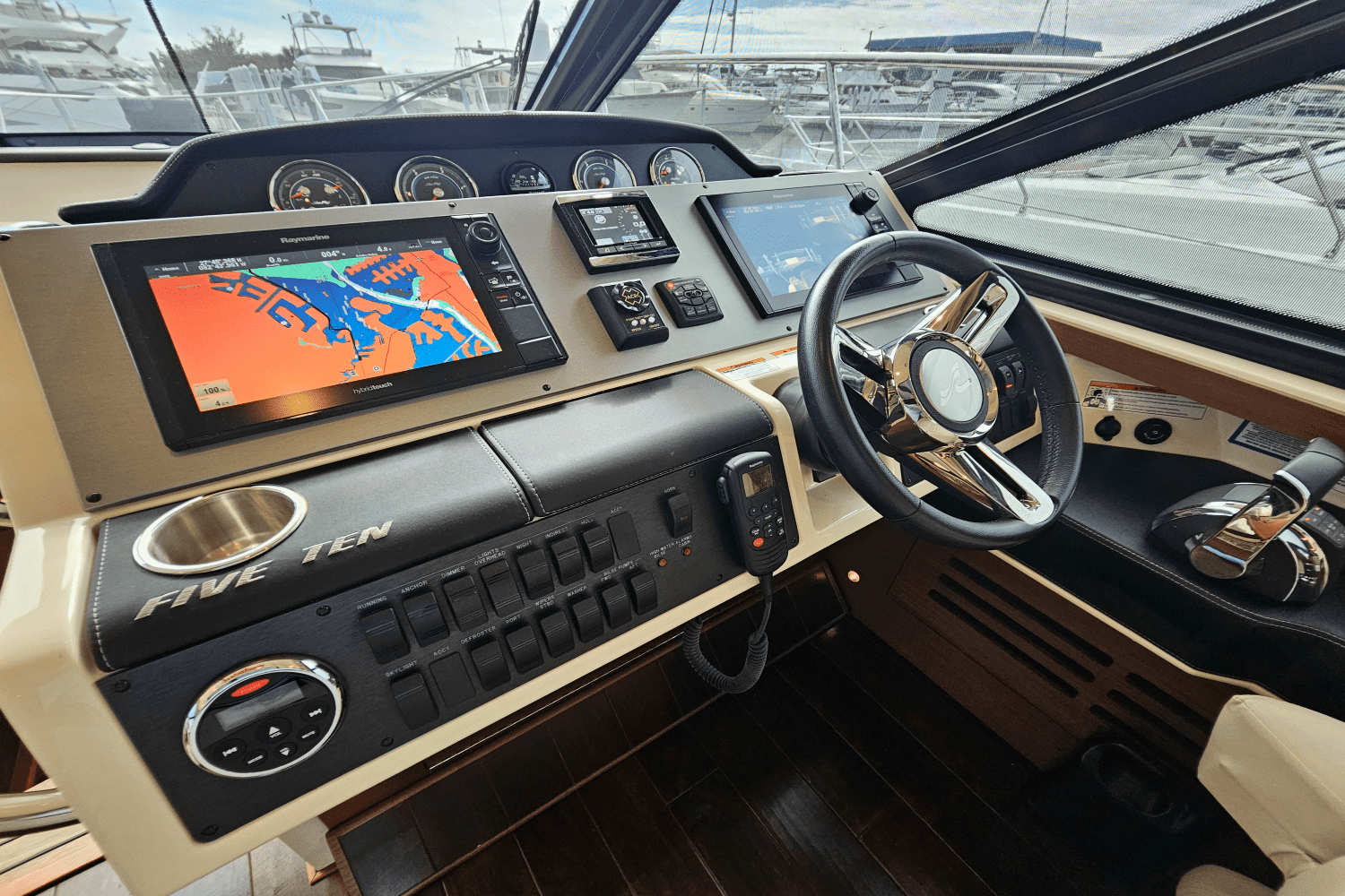 2016 Sea Ray
                                                             510 SUNDANCER Image Thumbnail #26