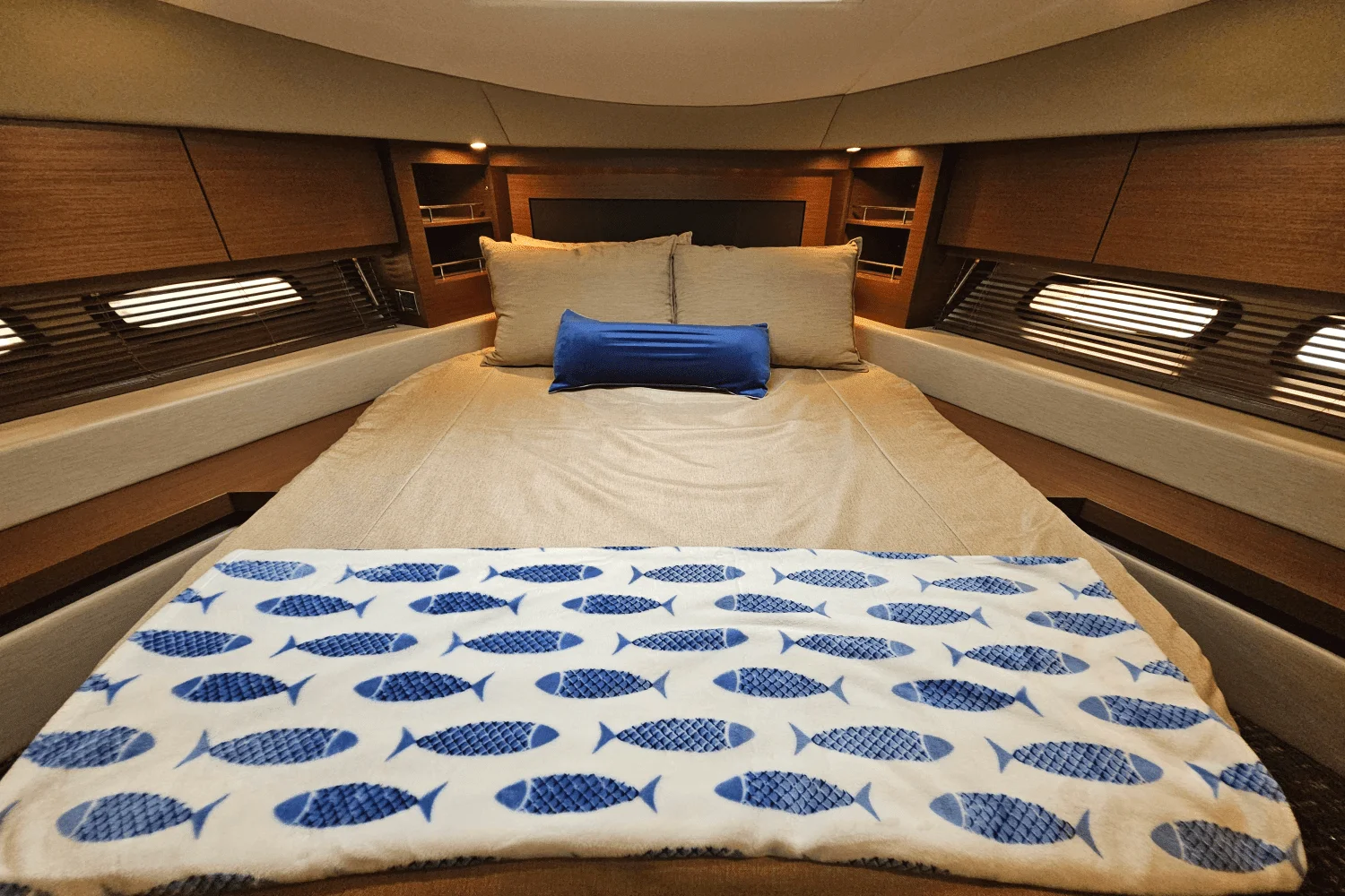 2016 Sea Ray 510 SUNDANCER Image Thumbnail #52