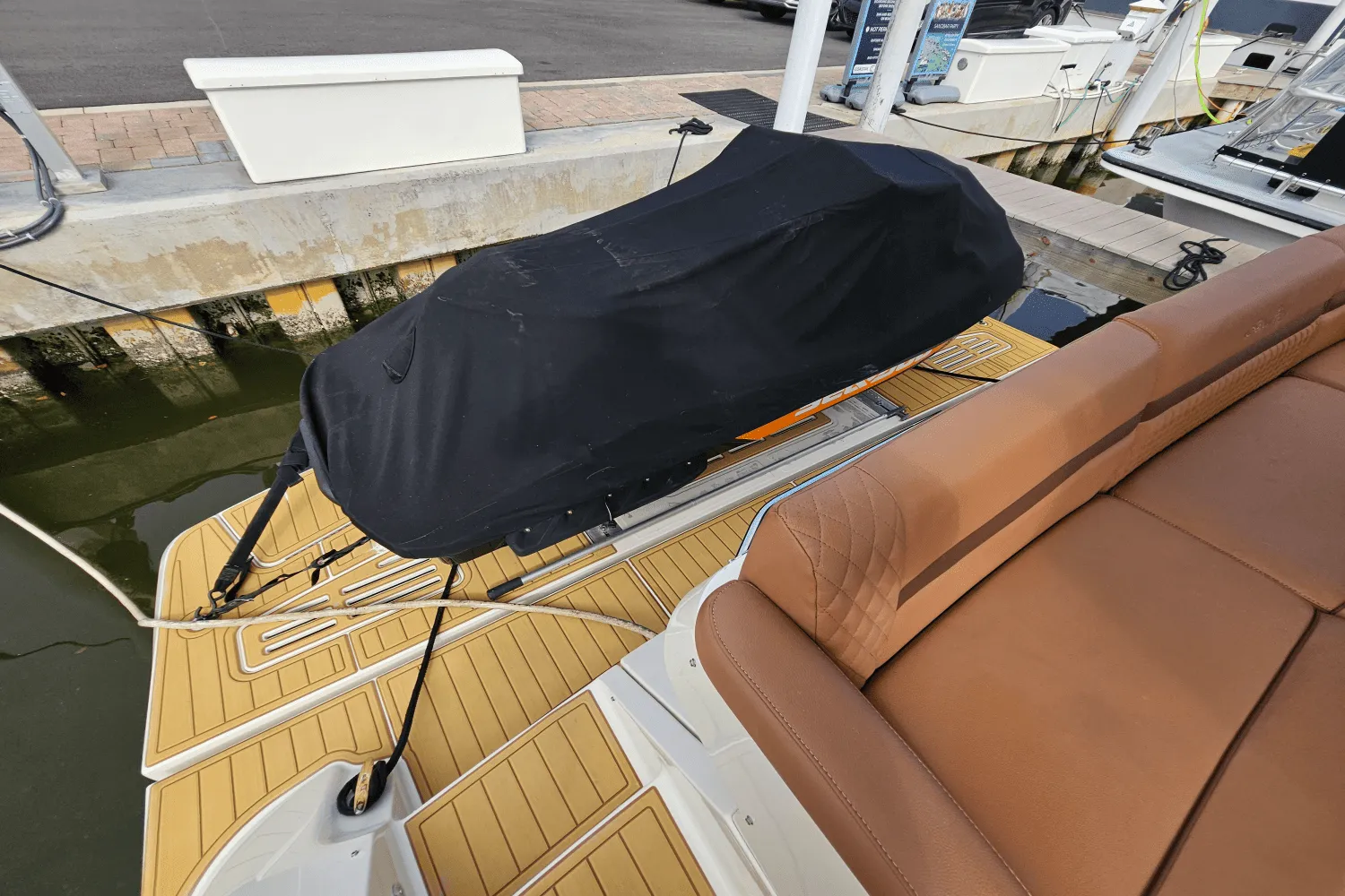 2016 Sea Ray 510 SUNDANCER Image Thumbnail #14
