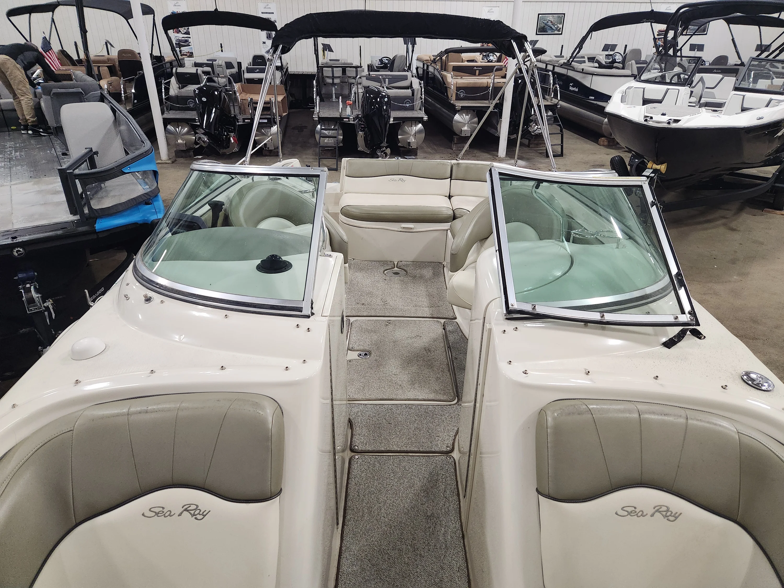 2005 Sea Ray 240 SUNDECK Image Thumbnail #10