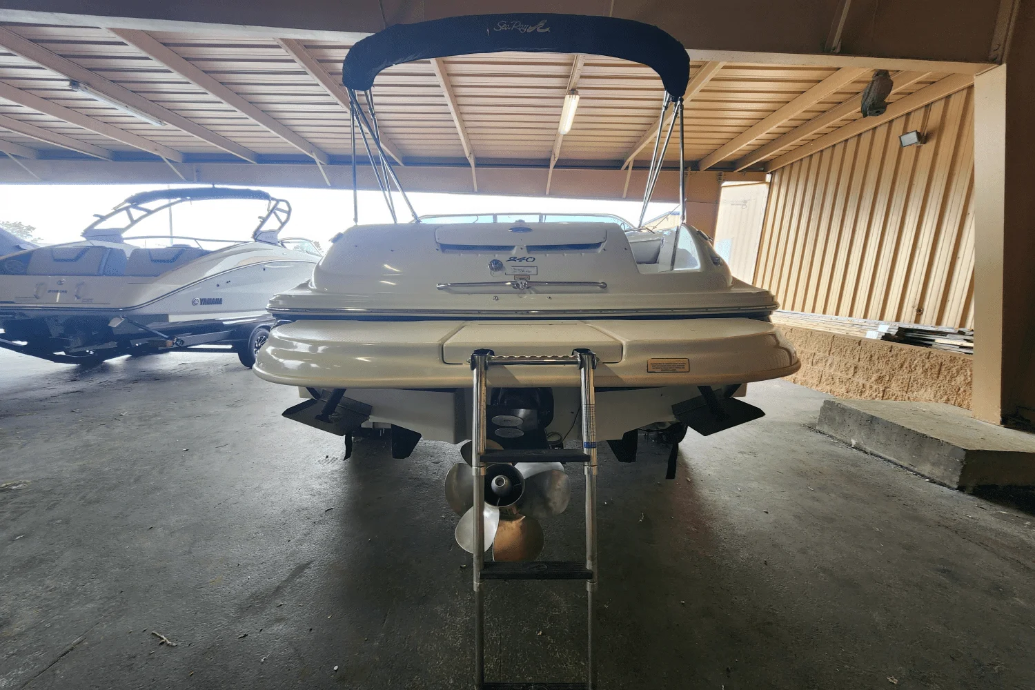 2005 Sea Ray 240 SUNDECK Image Thumbnail #2