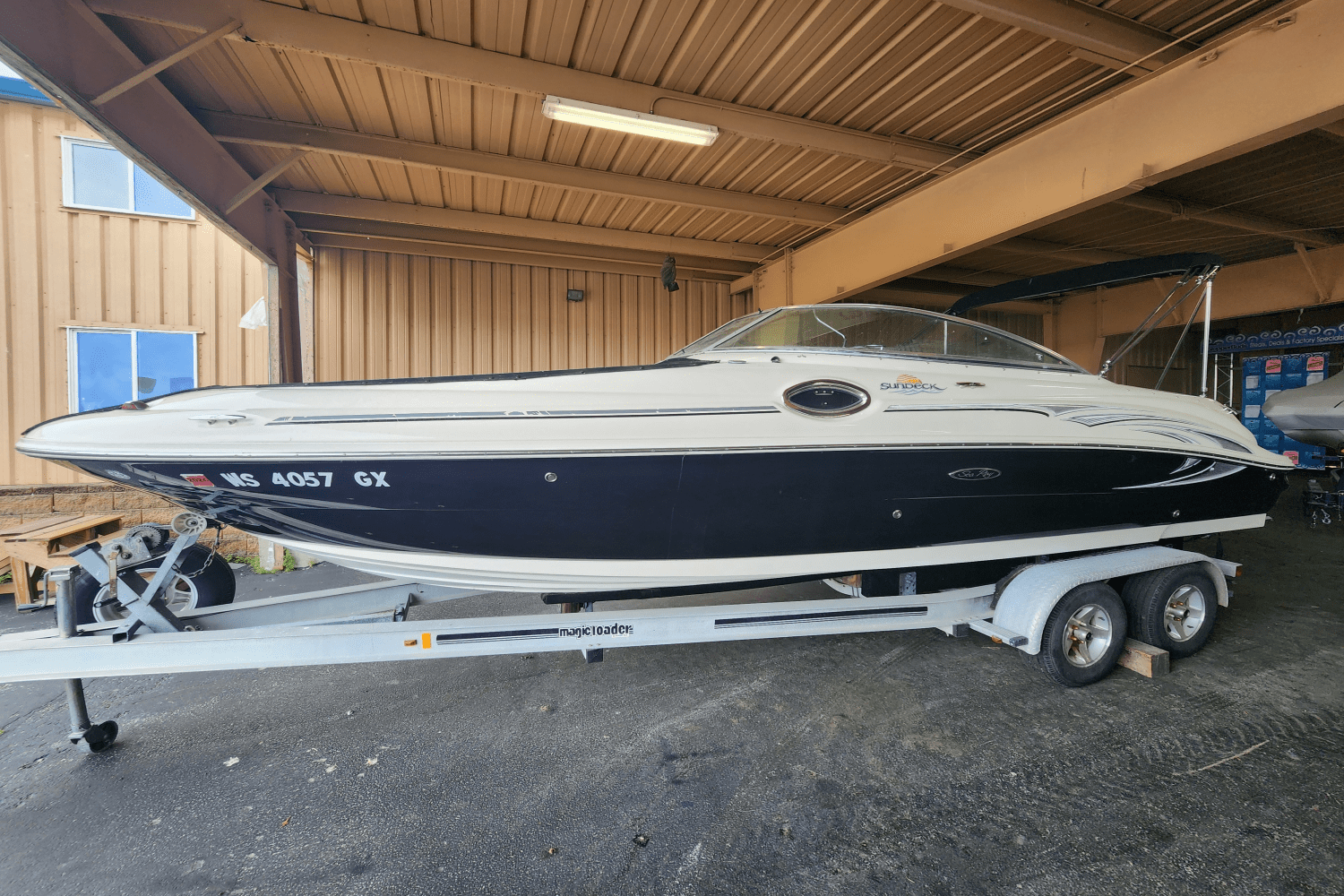 2005 Sea Ray 240 SUNDECK Image Thumbnail #1