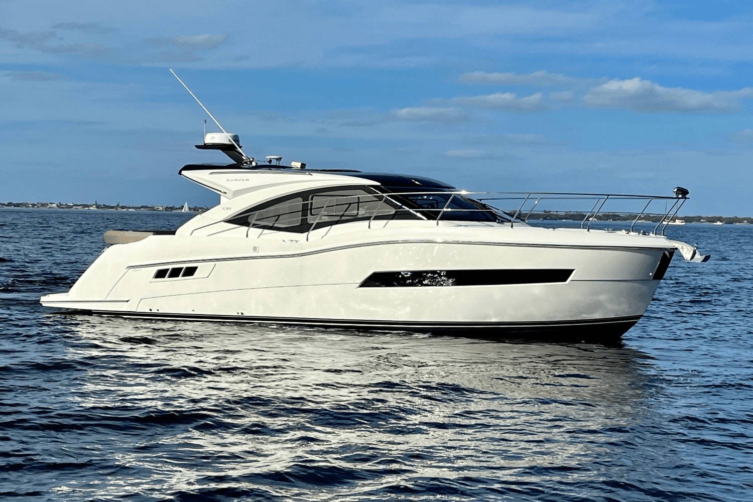 2019 Carver Yachts C37 COUPE Image Thumbnail #1