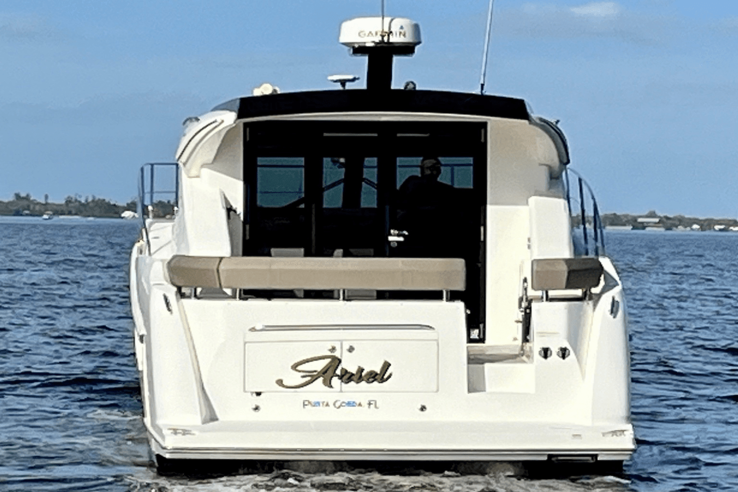 2019 Carver Yachts C37 COUPE Image Thumbnail #5