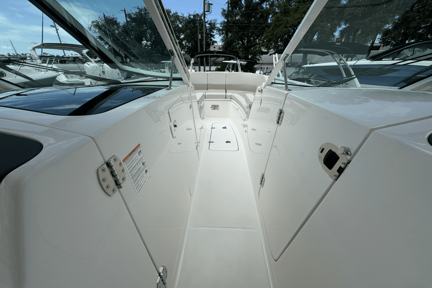 2024 Boston Whaler 320 Vantage Image Thumbnail #38