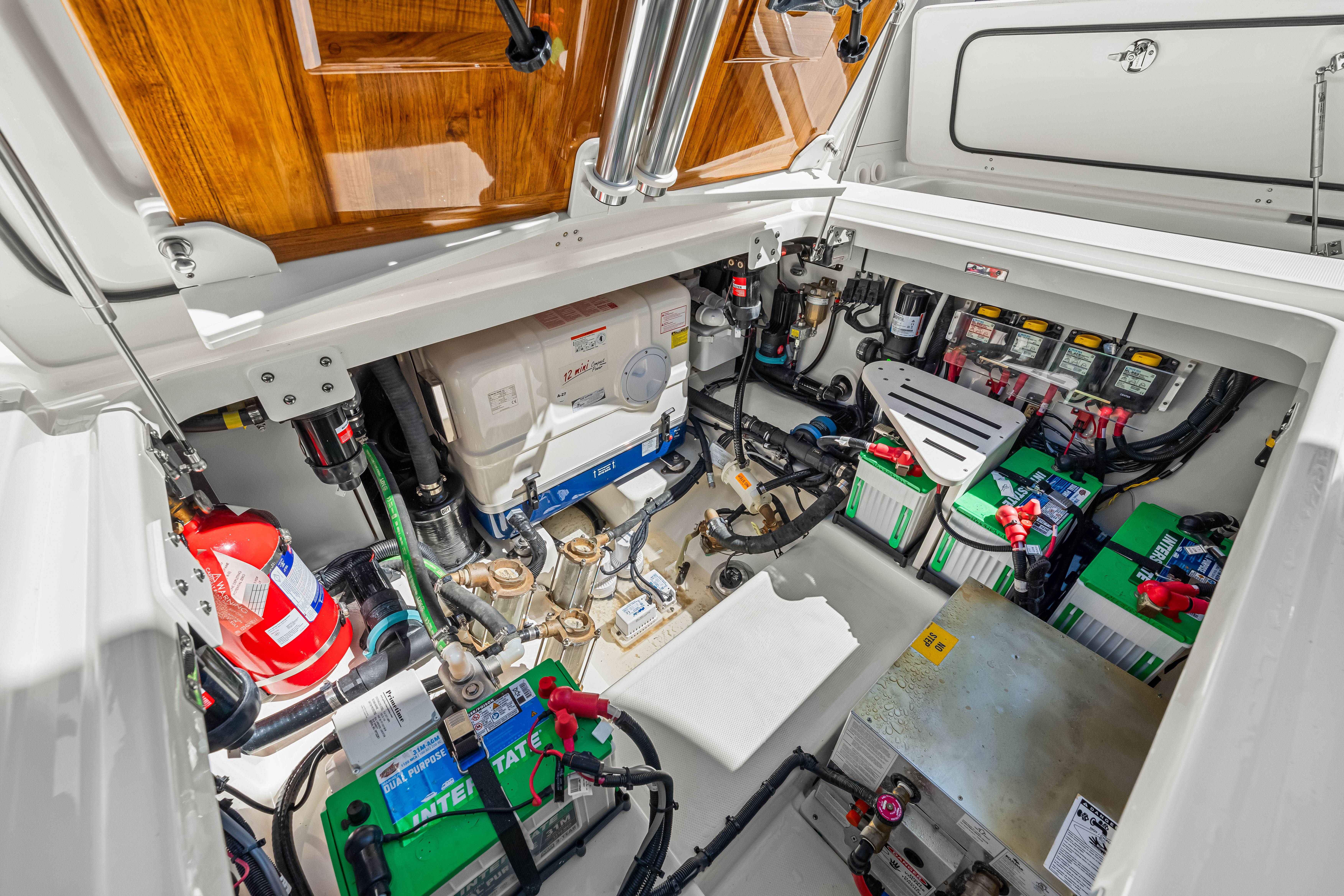 2025 Boston Whaler 420 Outrage Image Thumbnail #74