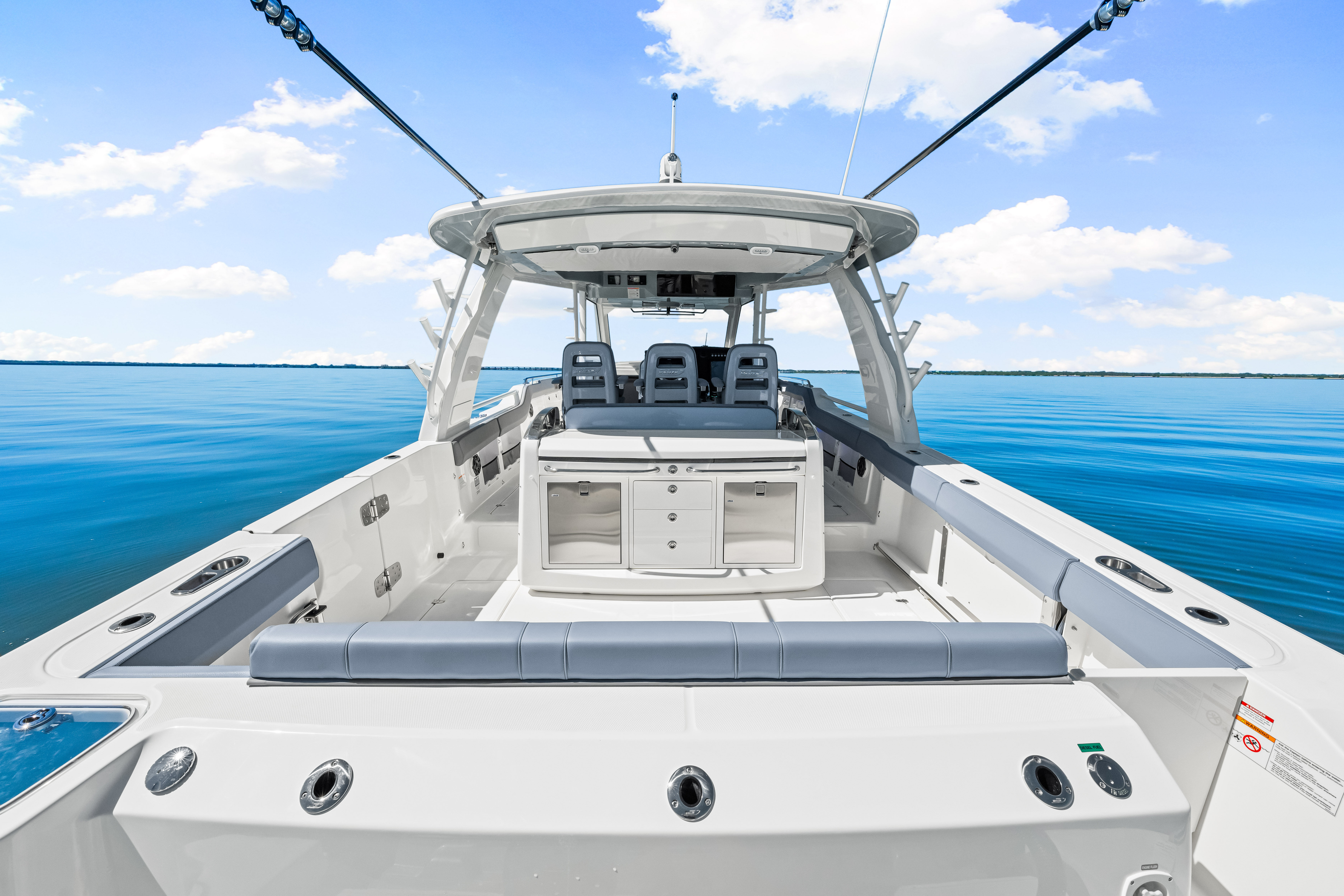 2025 Boston Whaler 420 Outrage Image Thumbnail #34