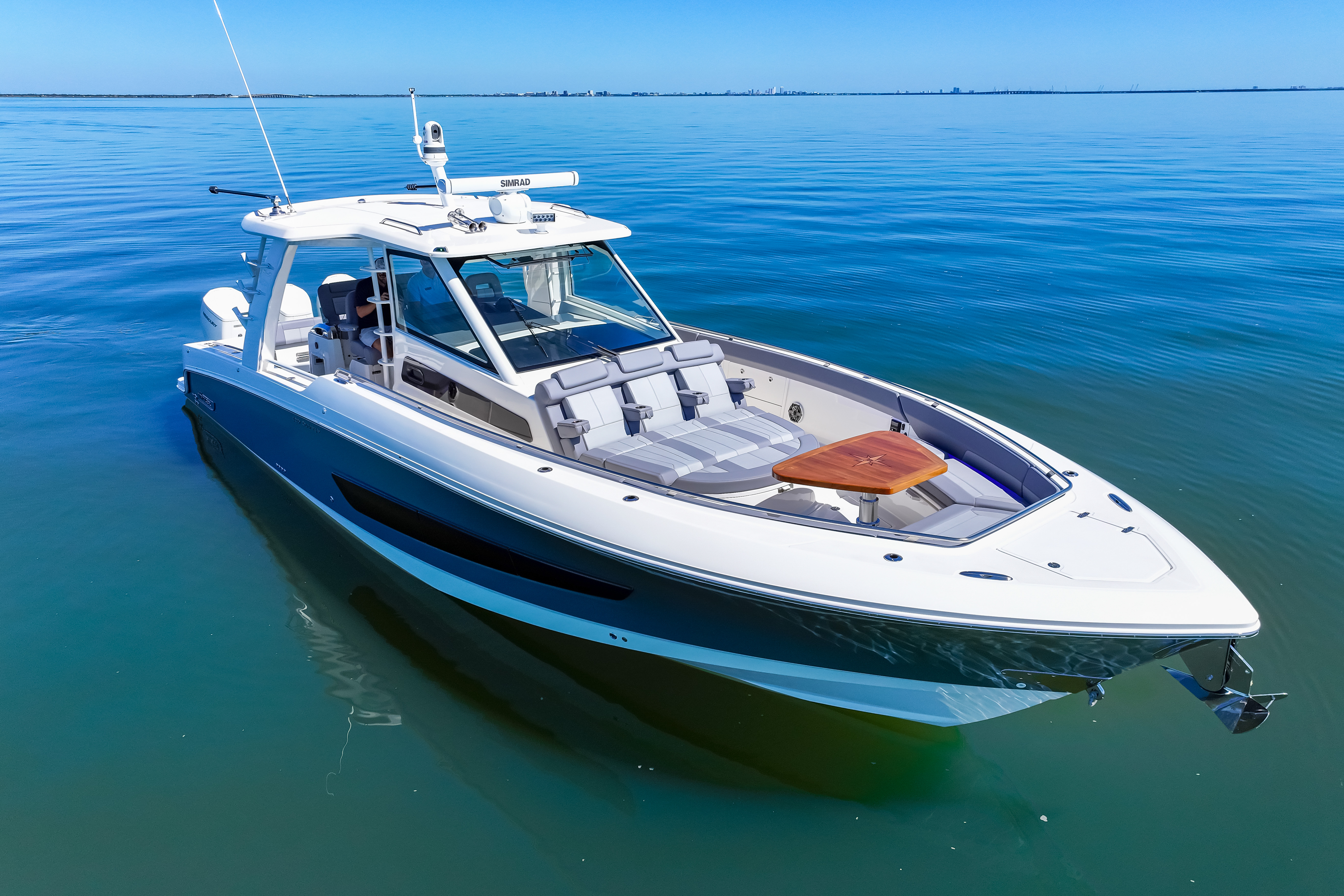 2025 Boston Whaler 420 Outrage Image Thumbnail #17