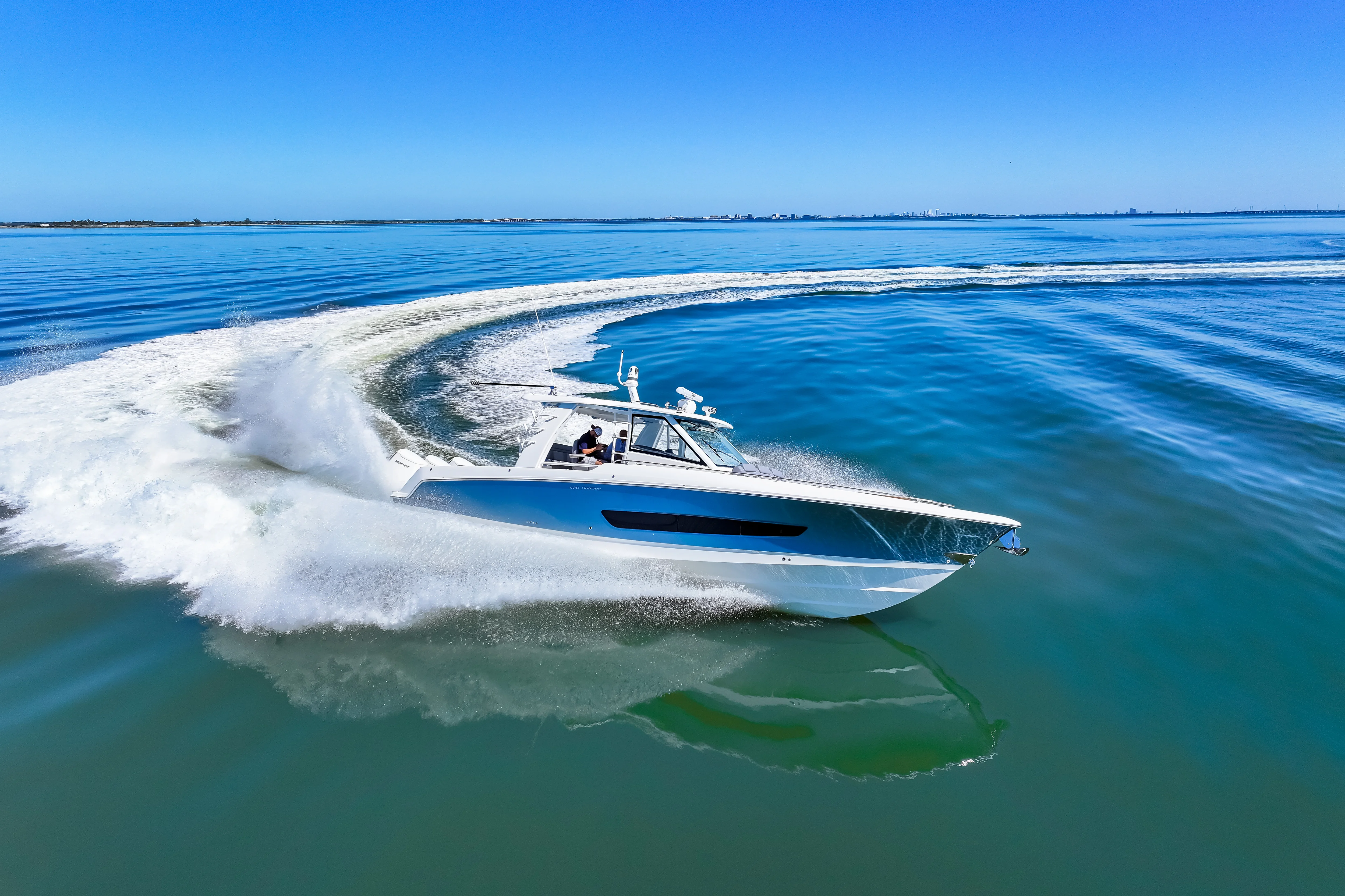 2025 Boston Whaler 420 Outrage Image Thumbnail #31