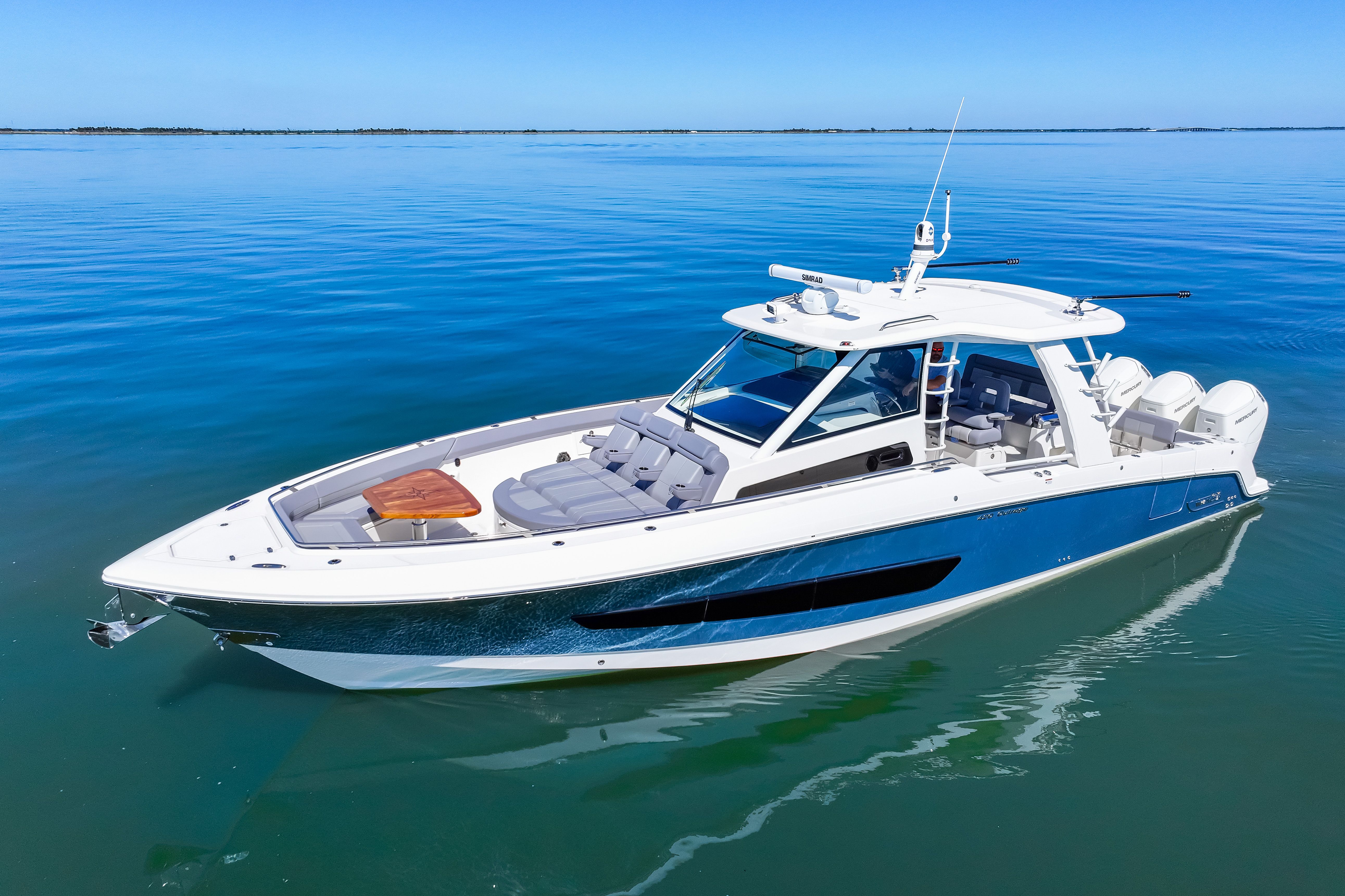 2025 Boston Whaler 420 Outrage Image Thumbnail #2
