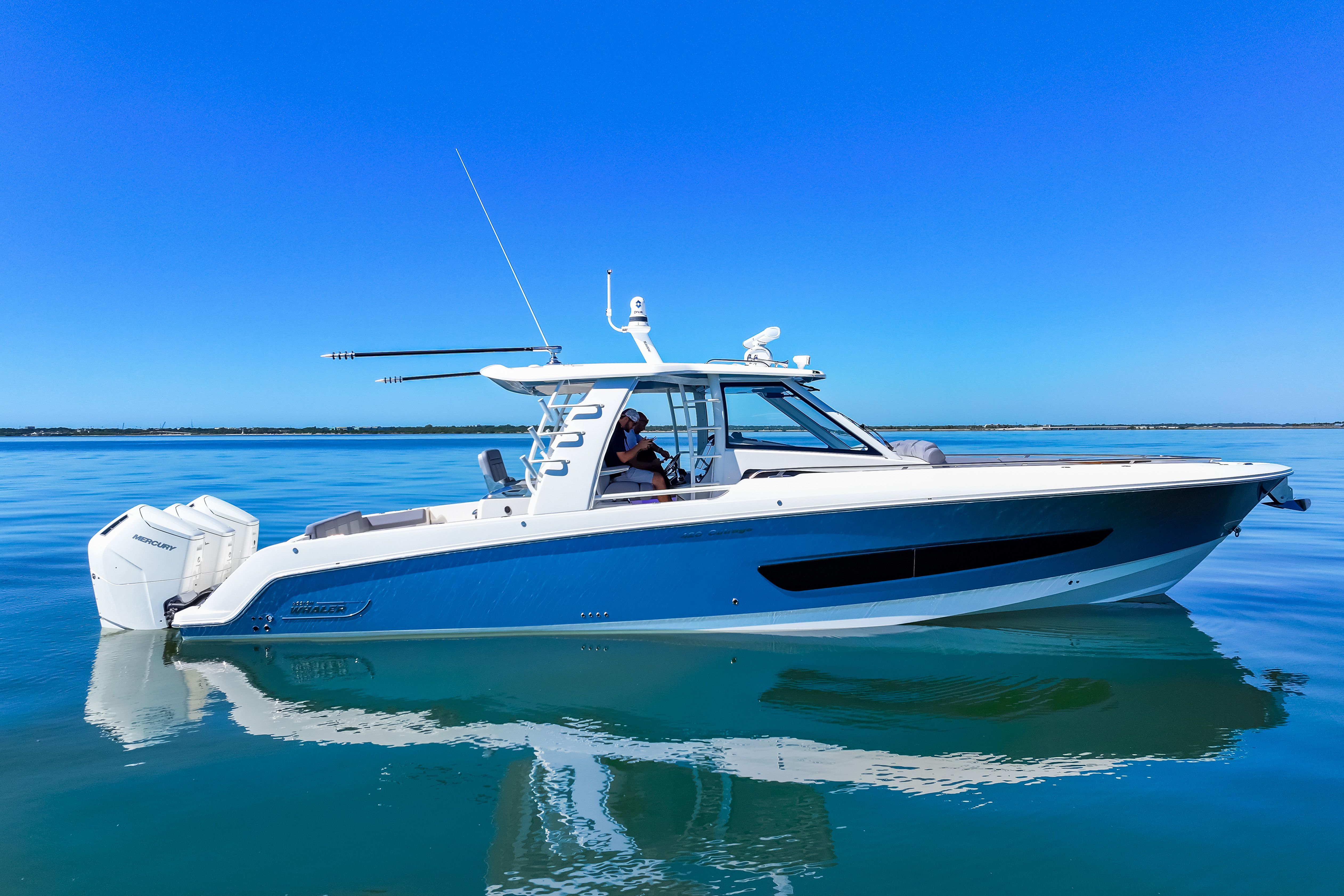 2025 Boston Whaler 420 Outrage Image Thumbnail #15