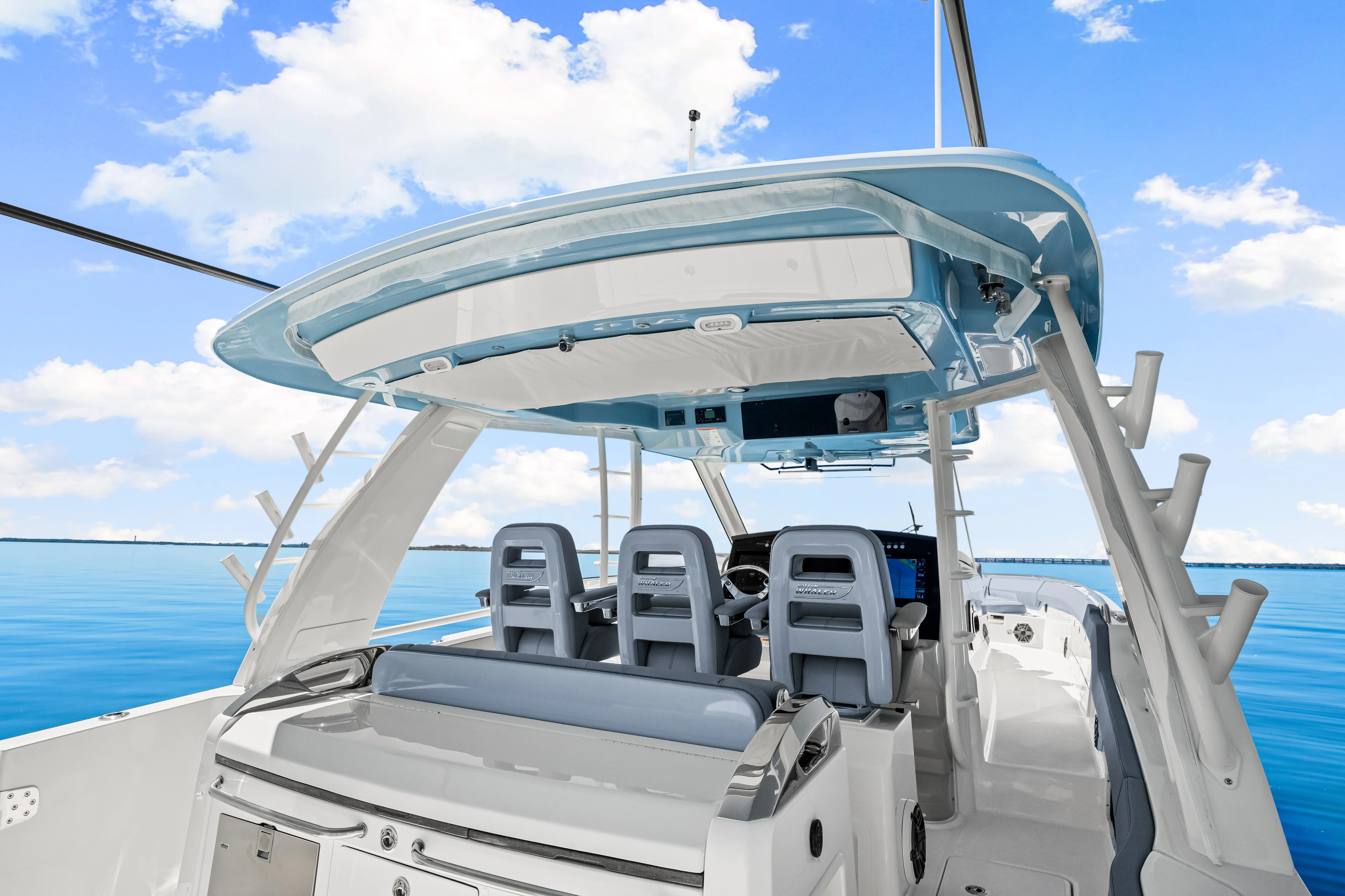 2025 Boston Whaler 420 Outrage Image Thumbnail #44