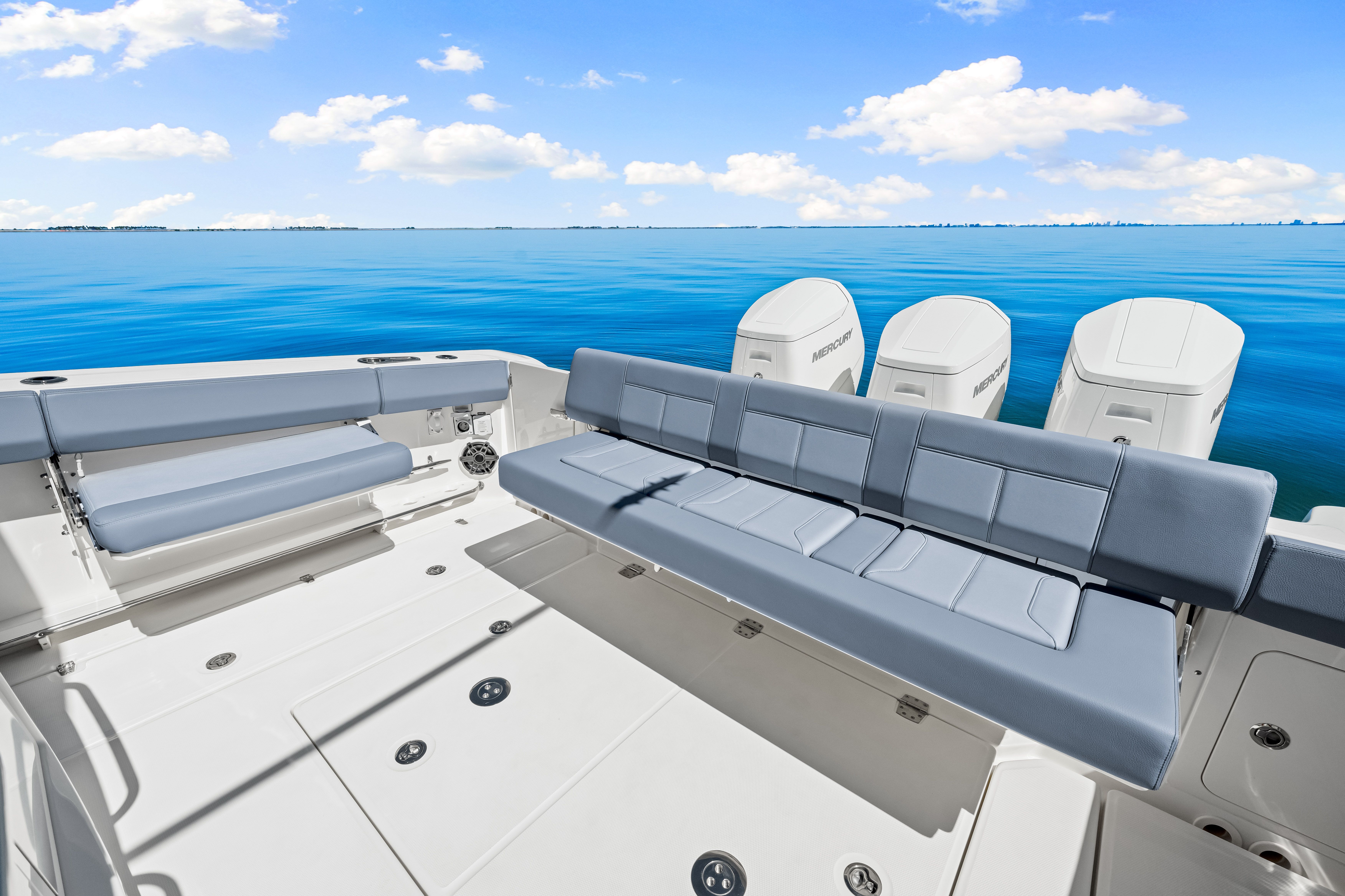 2025 Boston Whaler 420 Outrage Image Thumbnail #39