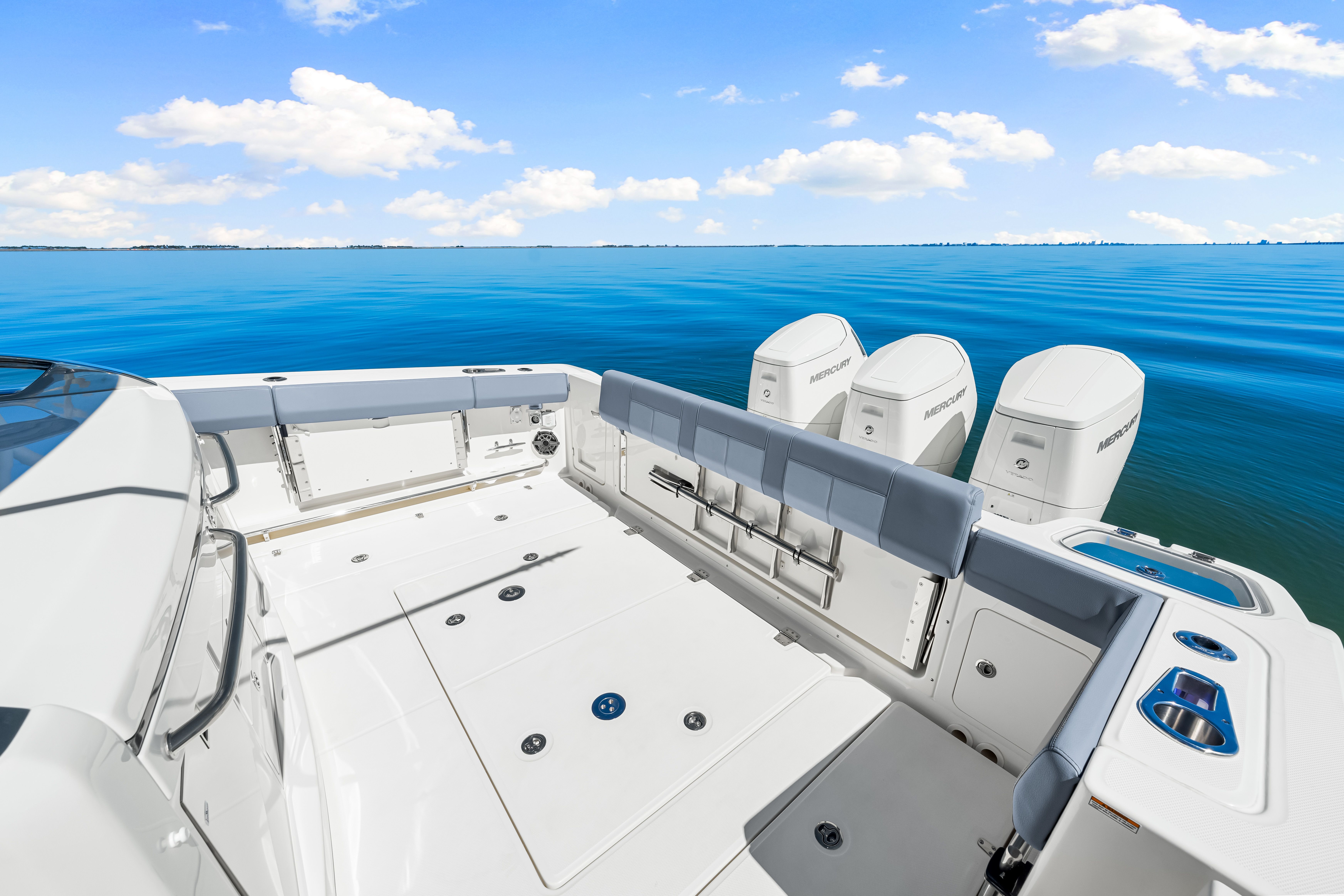 2025 Boston Whaler 420 Outrage Image Thumbnail #36